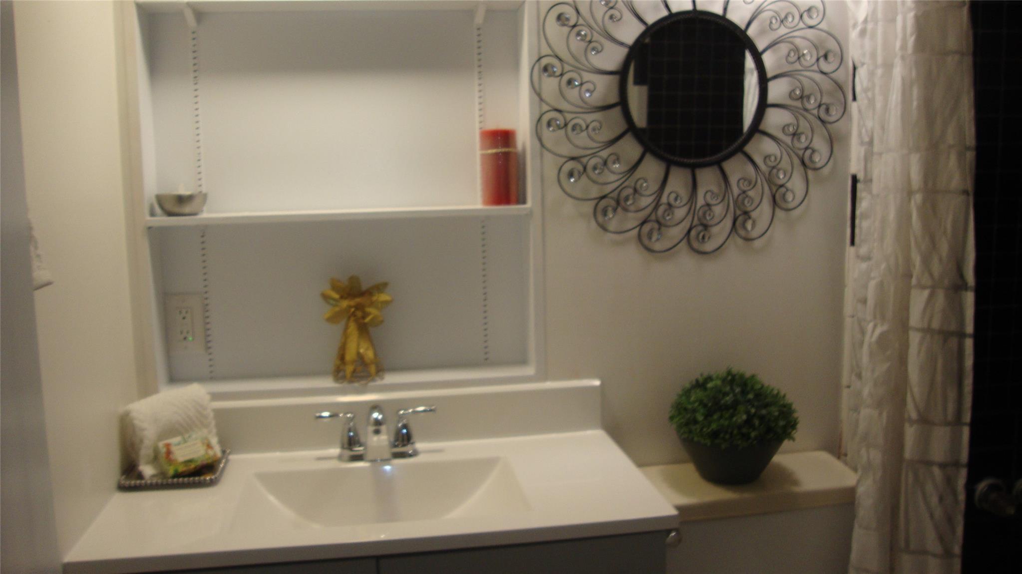 5804 Circulo Dr # 2A, Lago Vista, TX 78645