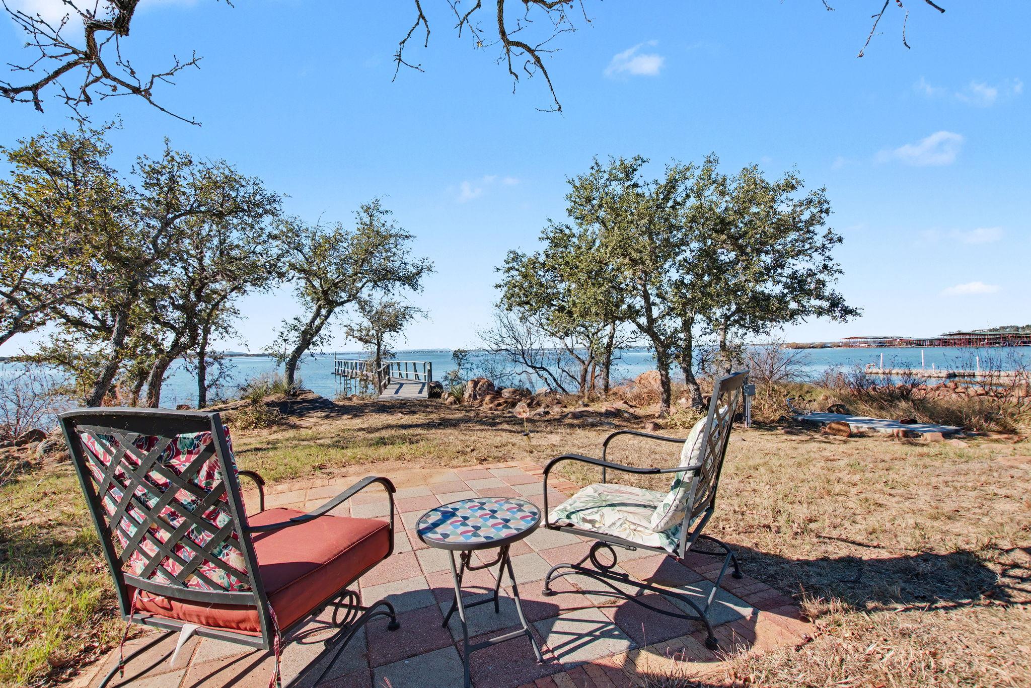 501 Bumpy Ridge Dr, Burnet, TX 78611