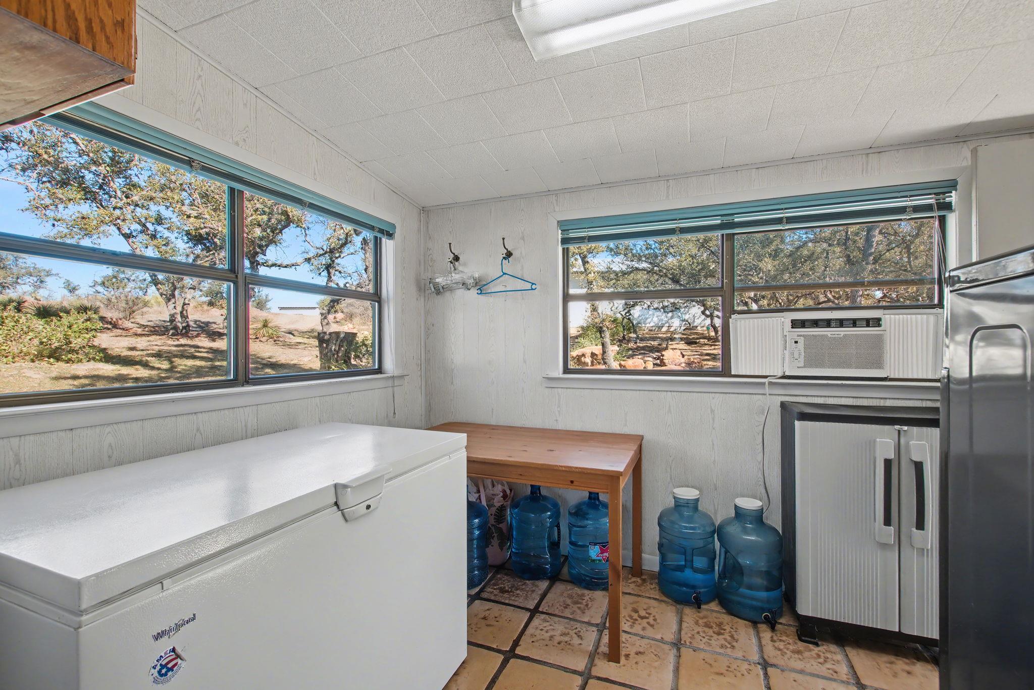 501 Bumpy Ridge Dr, Burnet, TX 78611