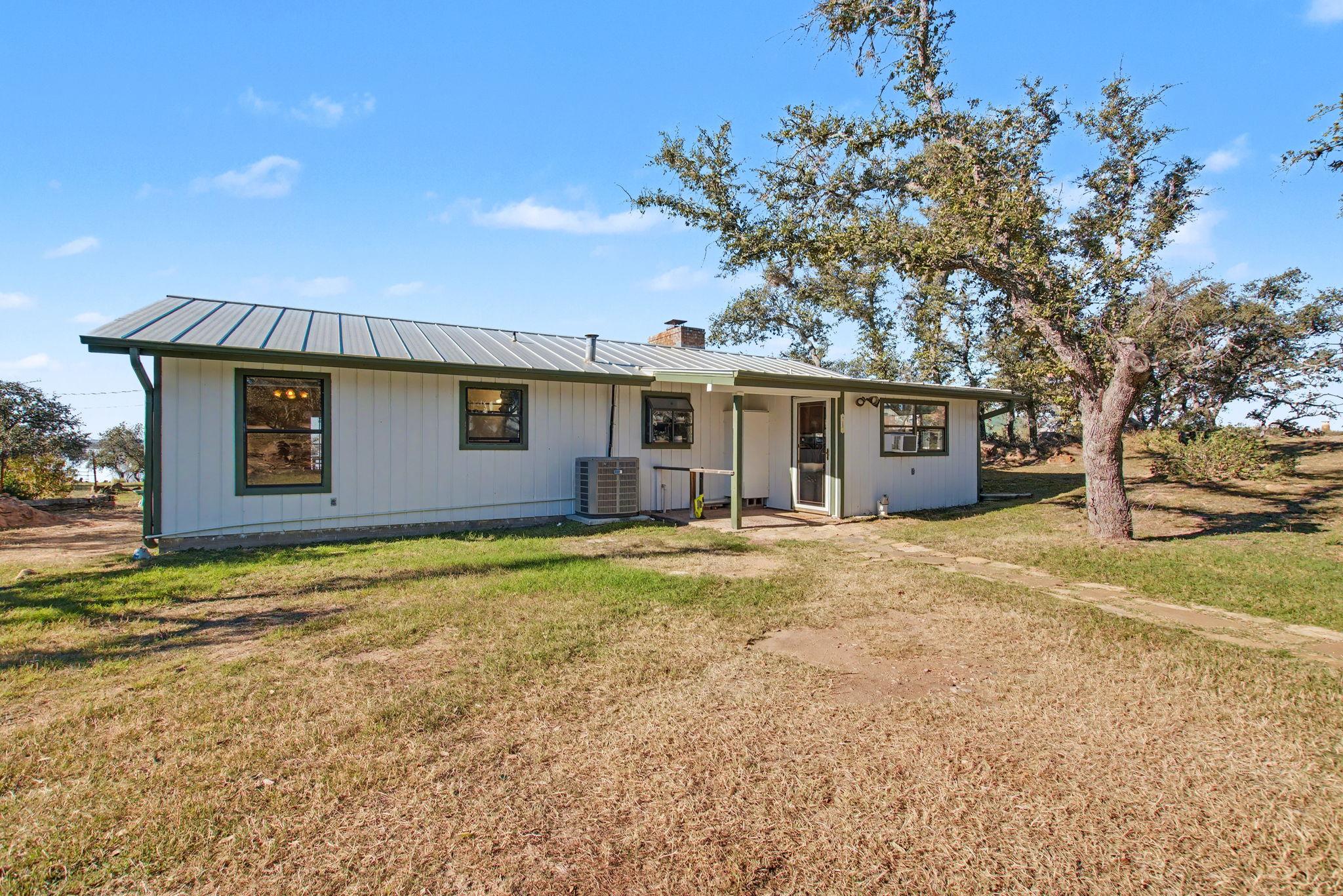 501 Bumpy Ridge Dr, Burnet, TX 78611
