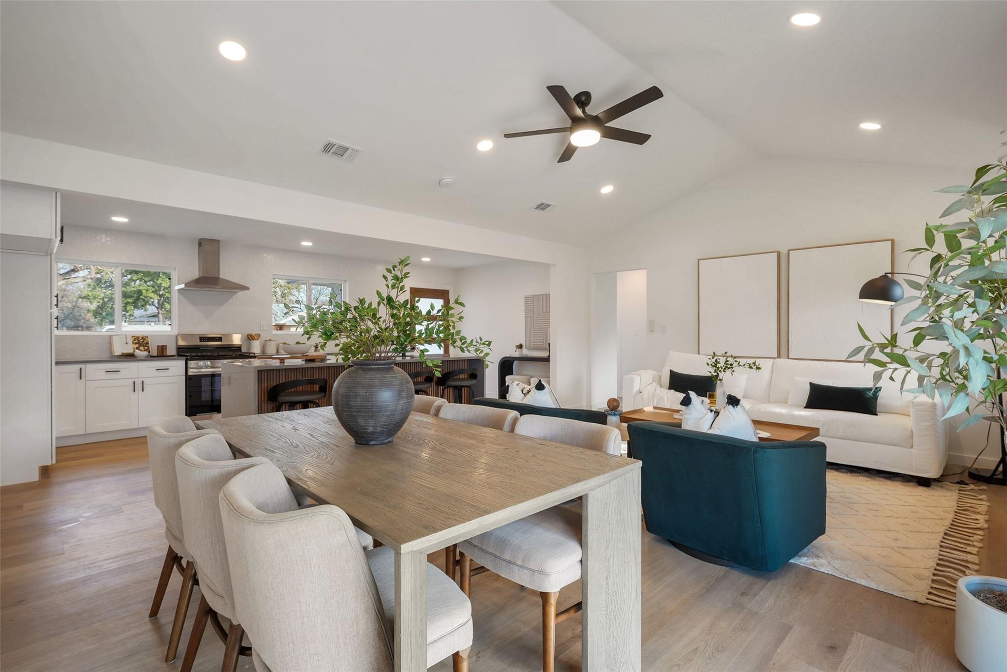 5400 Salem Hill Dr, Austin, TX 78745