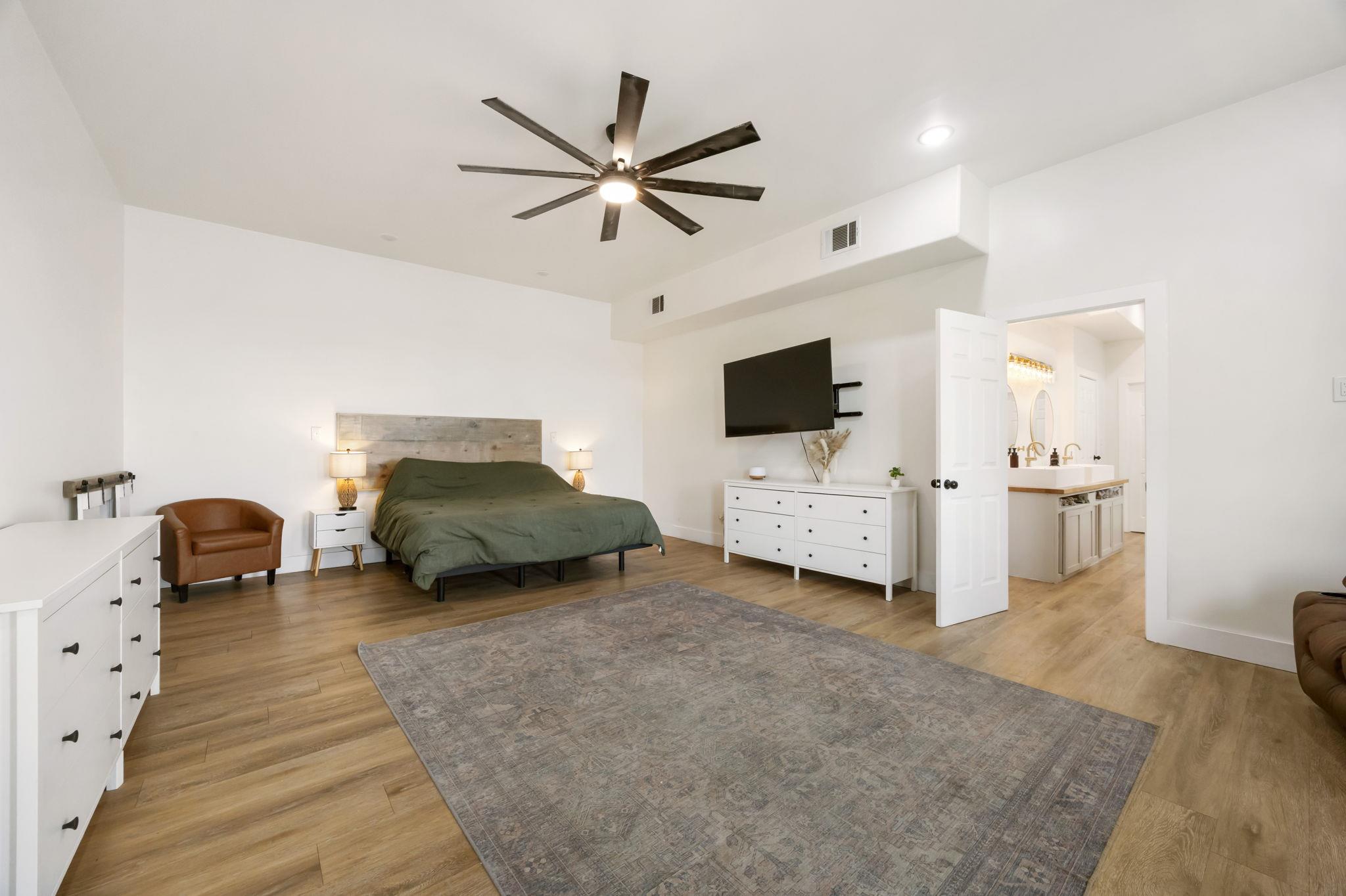 835 E County Road 304, Jarrell, TX 76537