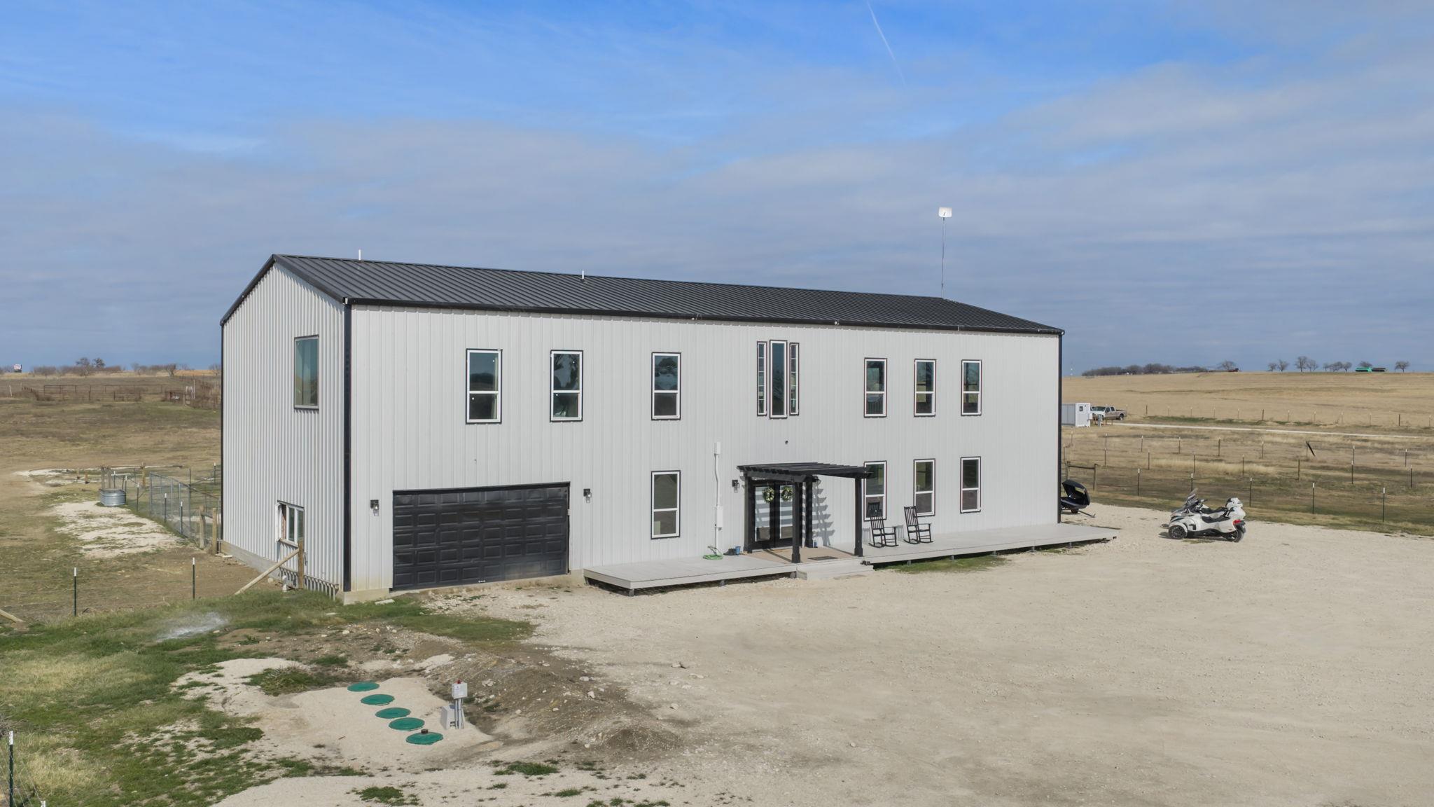 835 E County Road 304, Jarrell, TX 76537