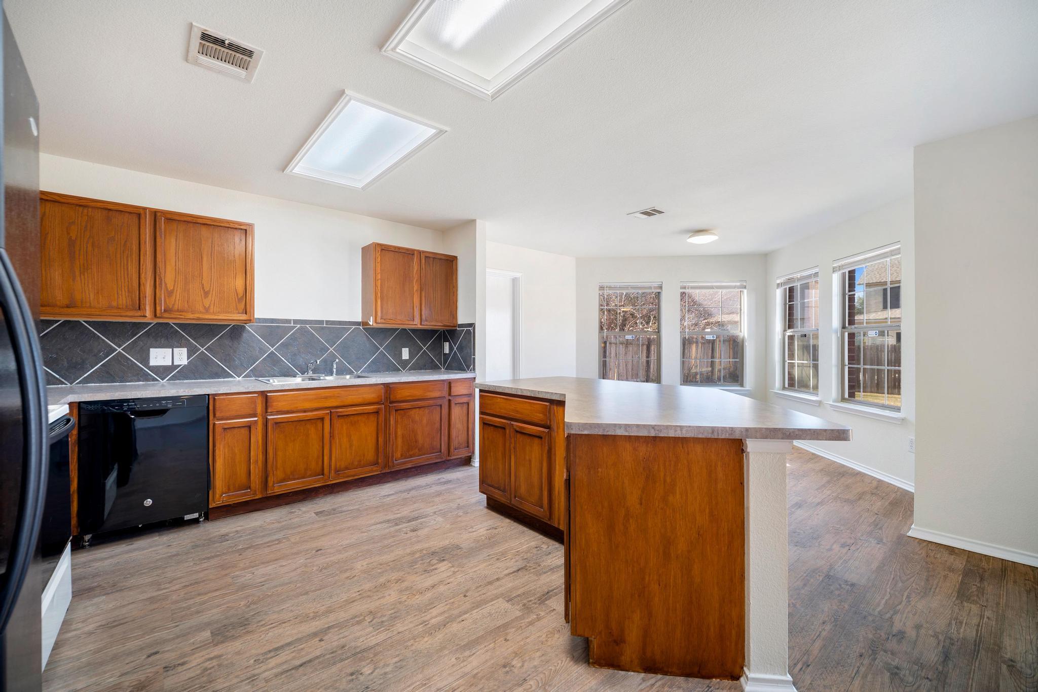 11112 Chatam Berry Ln, Austin, TX 78748