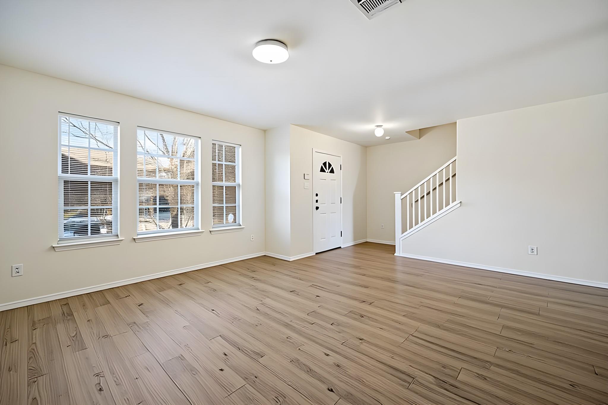 11112 Chatam Berry Ln, Austin, TX 78748