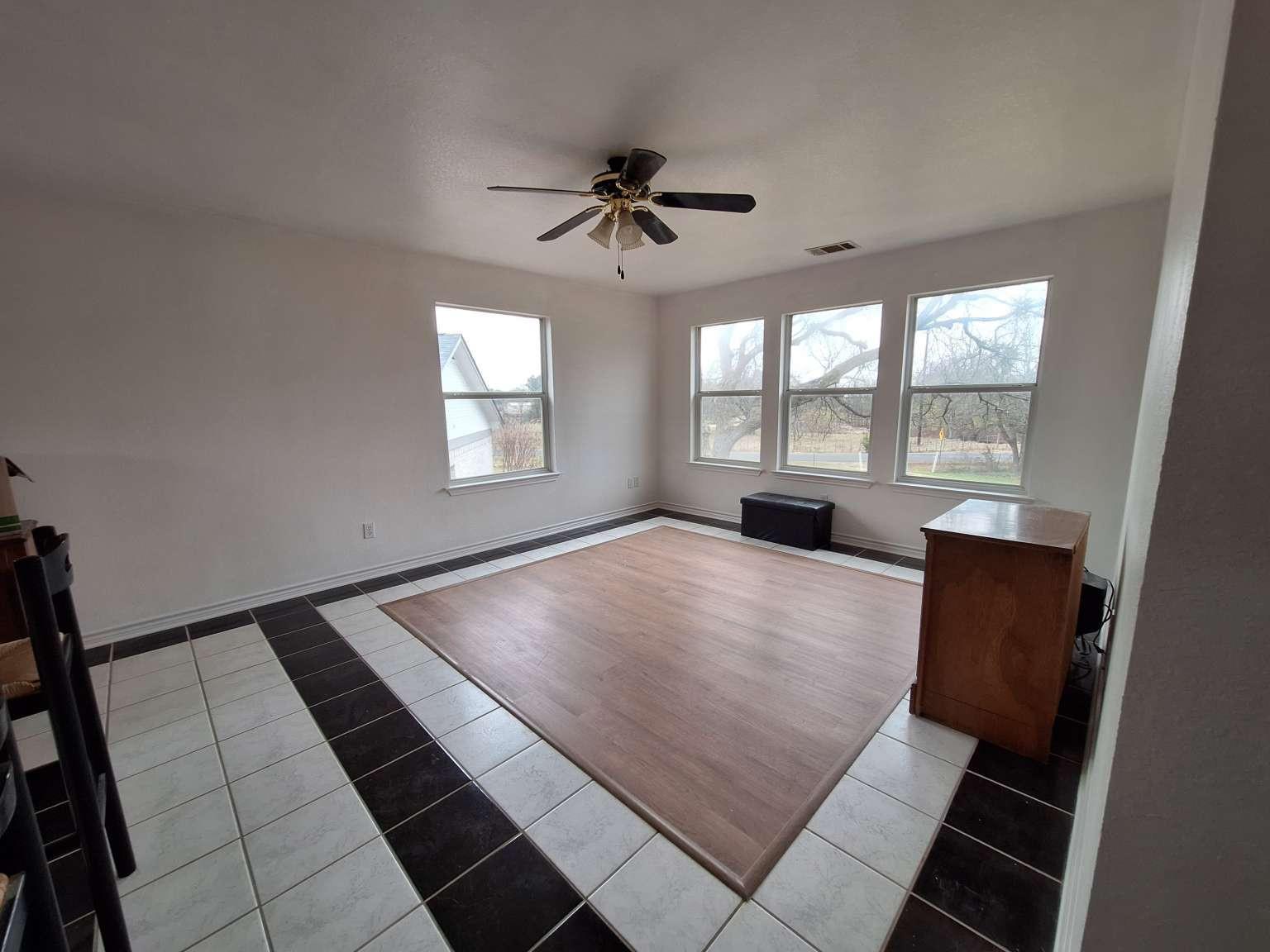 107 Patricia Rd, Georgetown, TX 78628