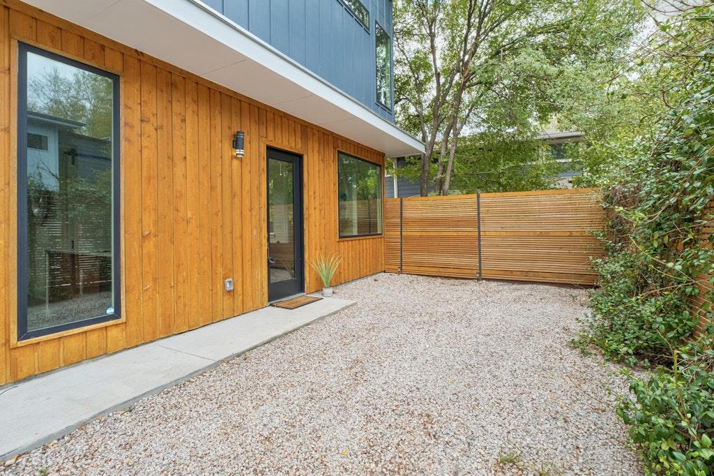 2909 E 13th St # 2, Austin, TX 78702