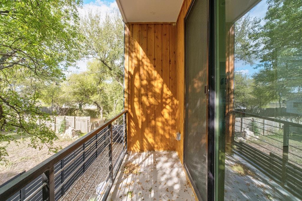 2909 E 13th St # 2, Austin, TX 78702