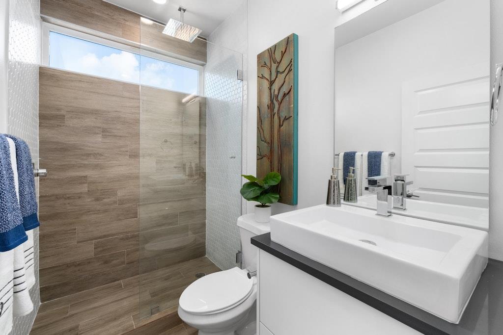 2909 E 13th St # 2, Austin, TX 78702