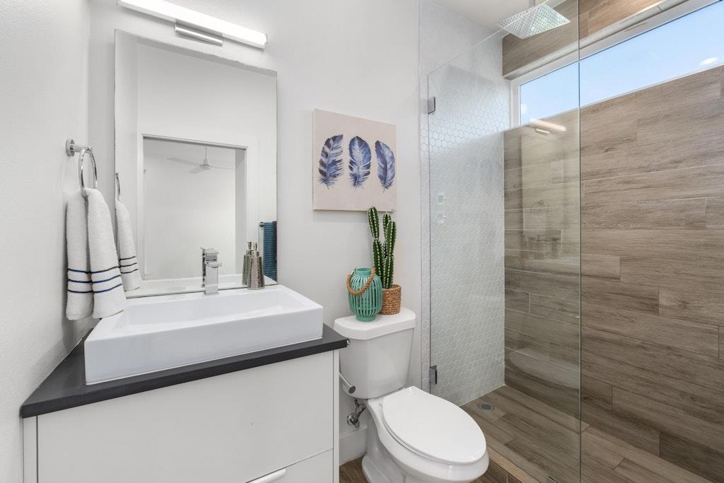 2909 E 13th St # 2, Austin, TX 78702