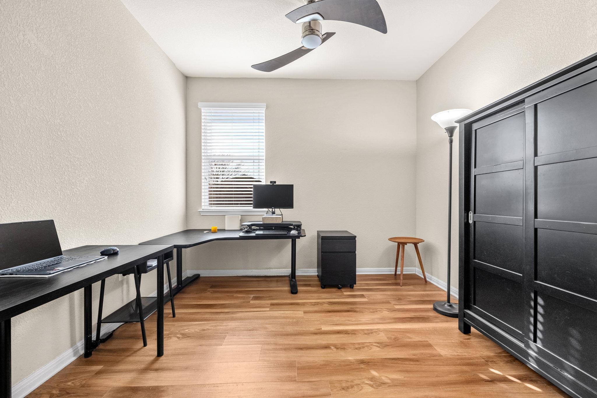 1701 Logan Dr # 32, Round Rock, TX 78664