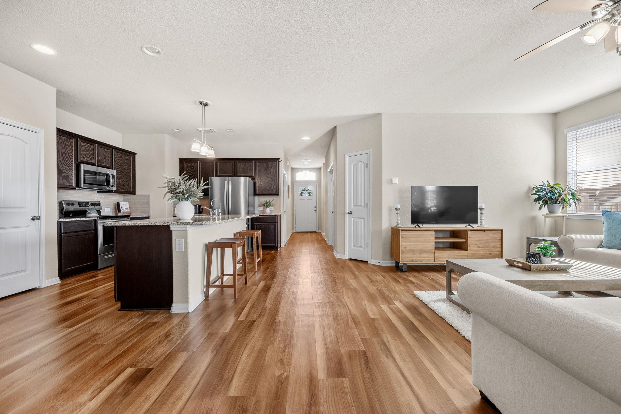 1701 Logan Dr # 32, Round Rock, TX 78664