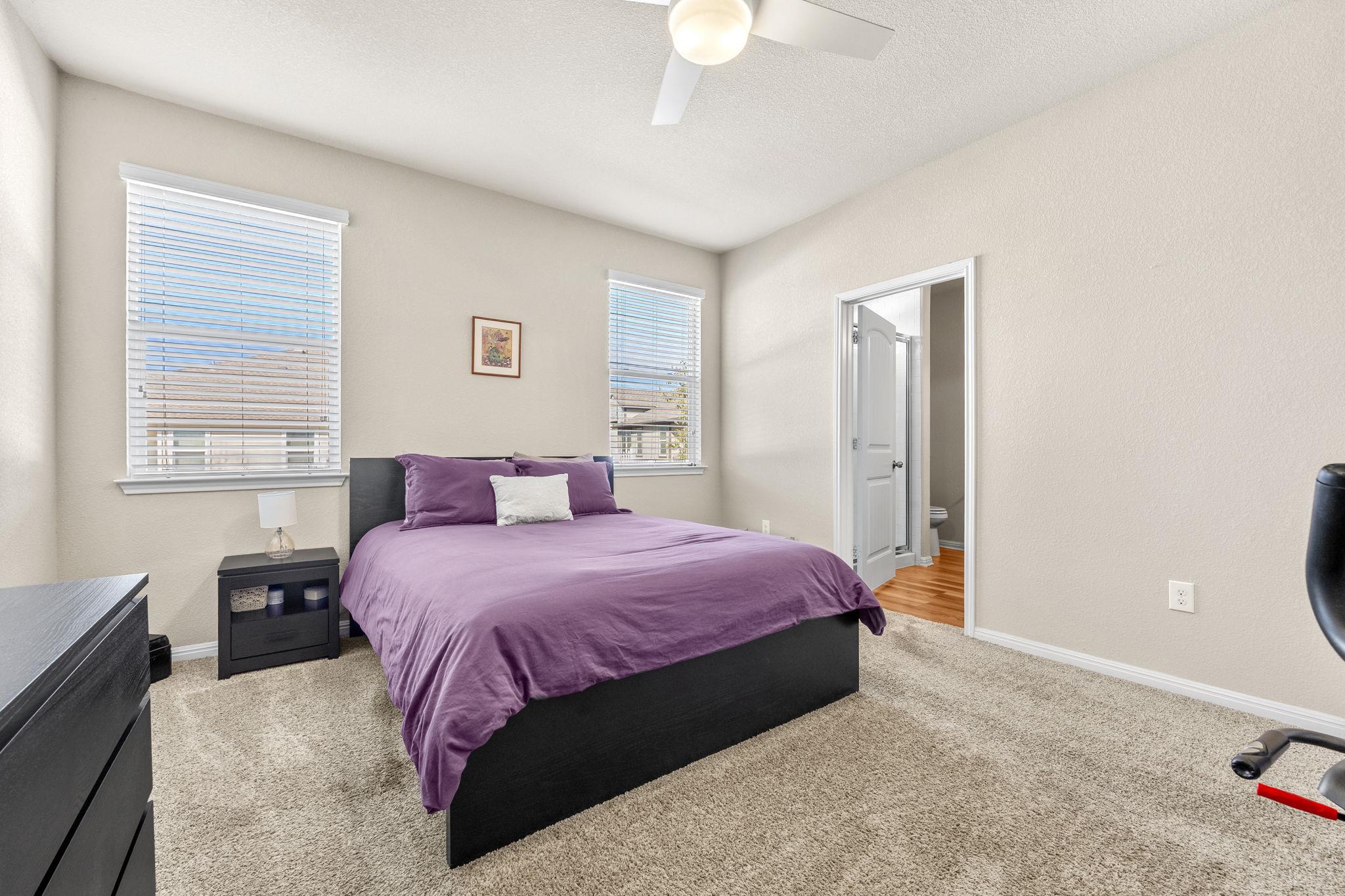 1701 Logan Dr # 32, Round Rock, TX 78664