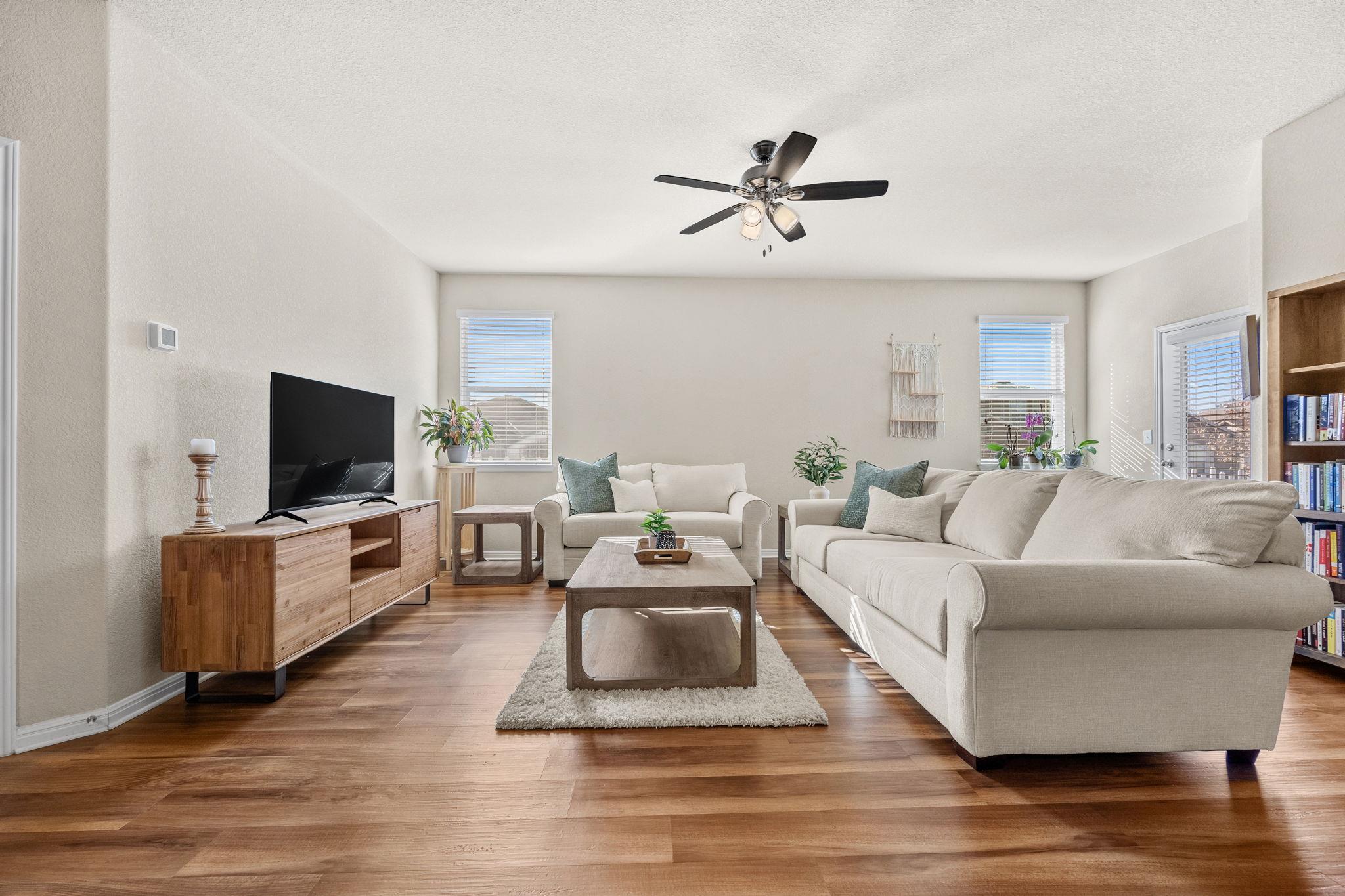 1701 Logan Dr # 32, Round Rock, TX 78664