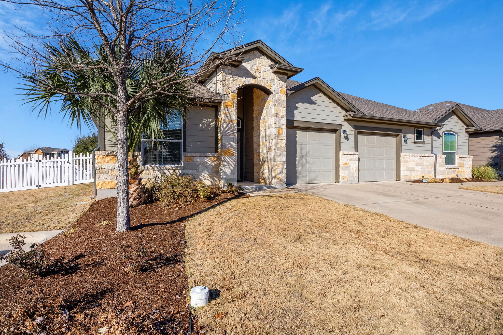 1701 Logan Dr # 32, Round Rock, TX 78664
