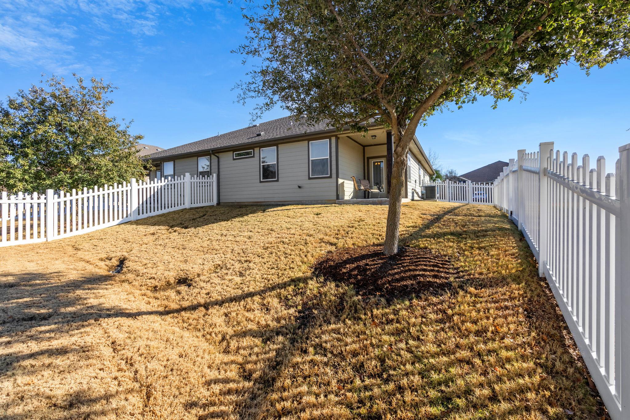 1701 Logan Dr # 32, Round Rock, TX 78664