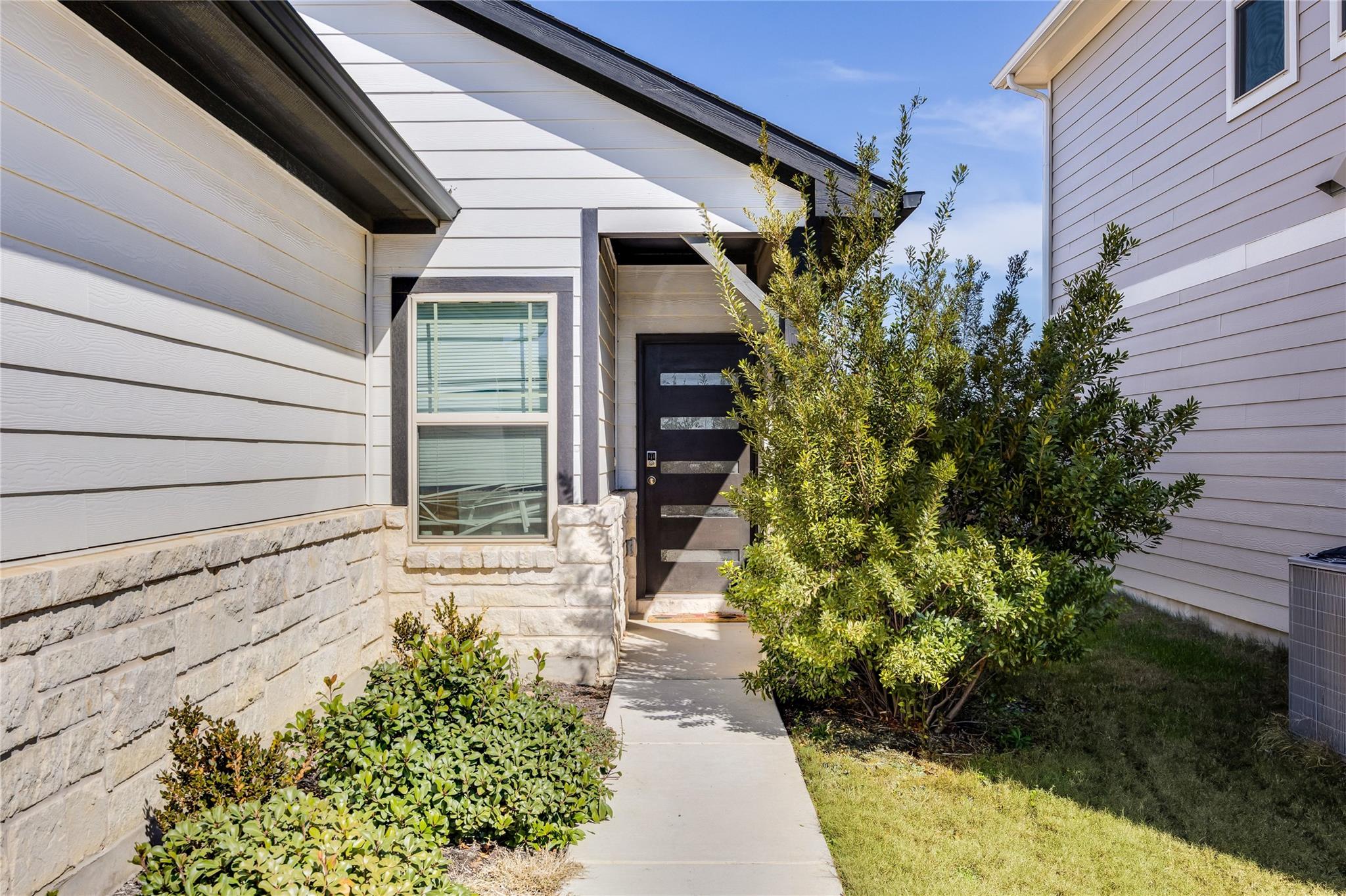 263 Tolo Dr, Elgin, TX 78621