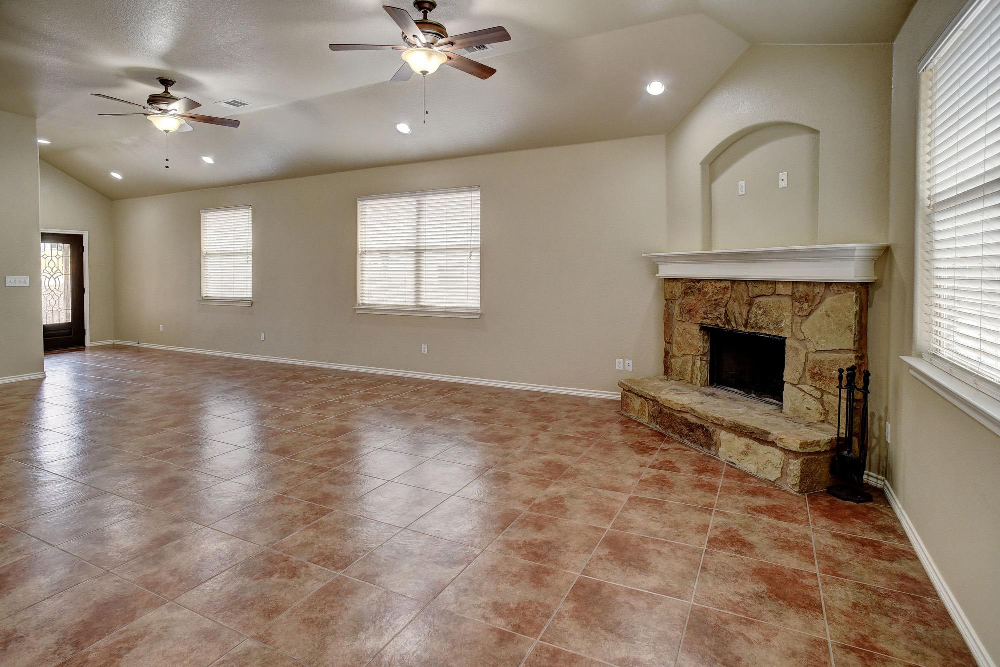 179 Keanahalululu Ln, Bastrop, TX 78602