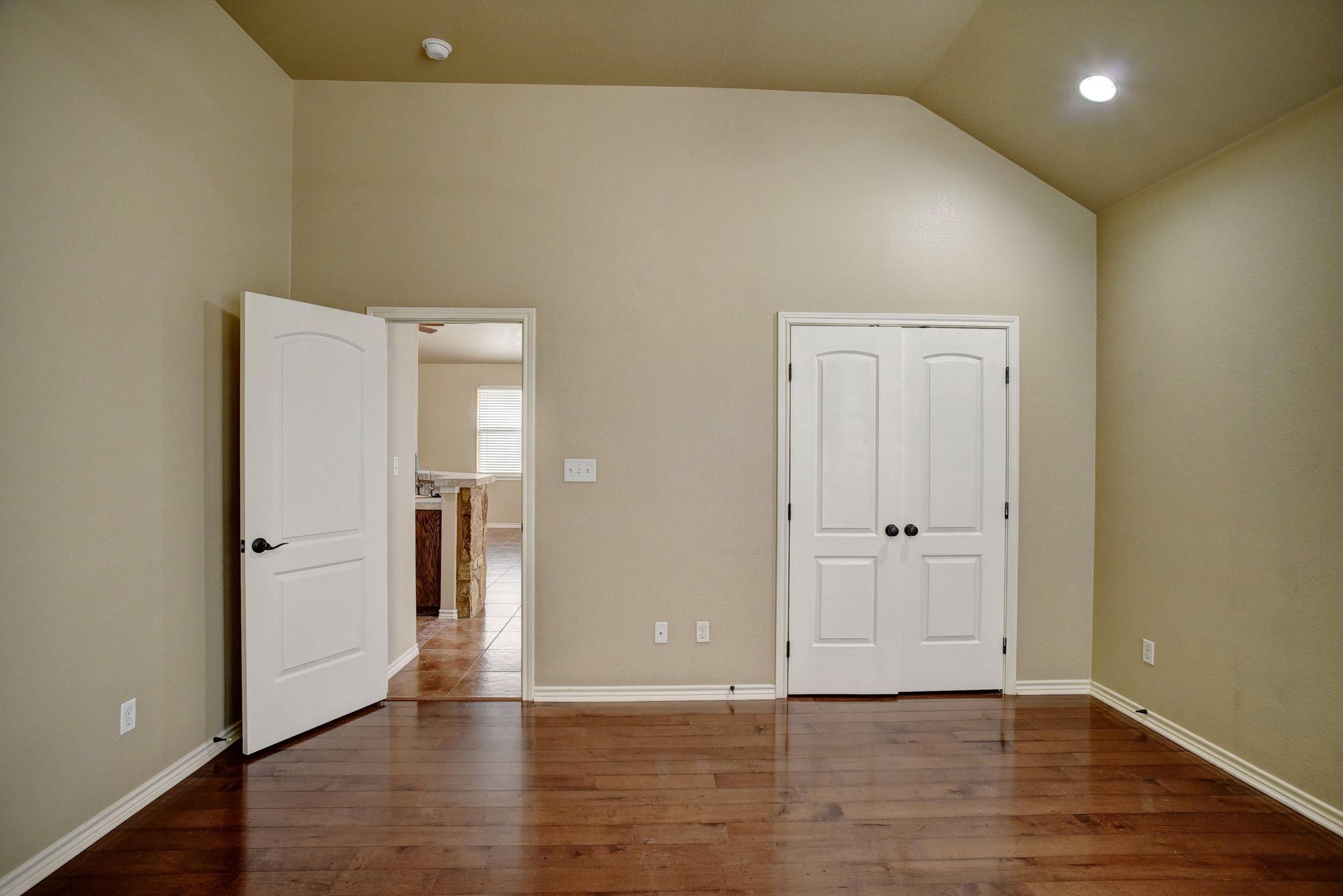 179 Keanahalululu Ln, Bastrop, TX 78602