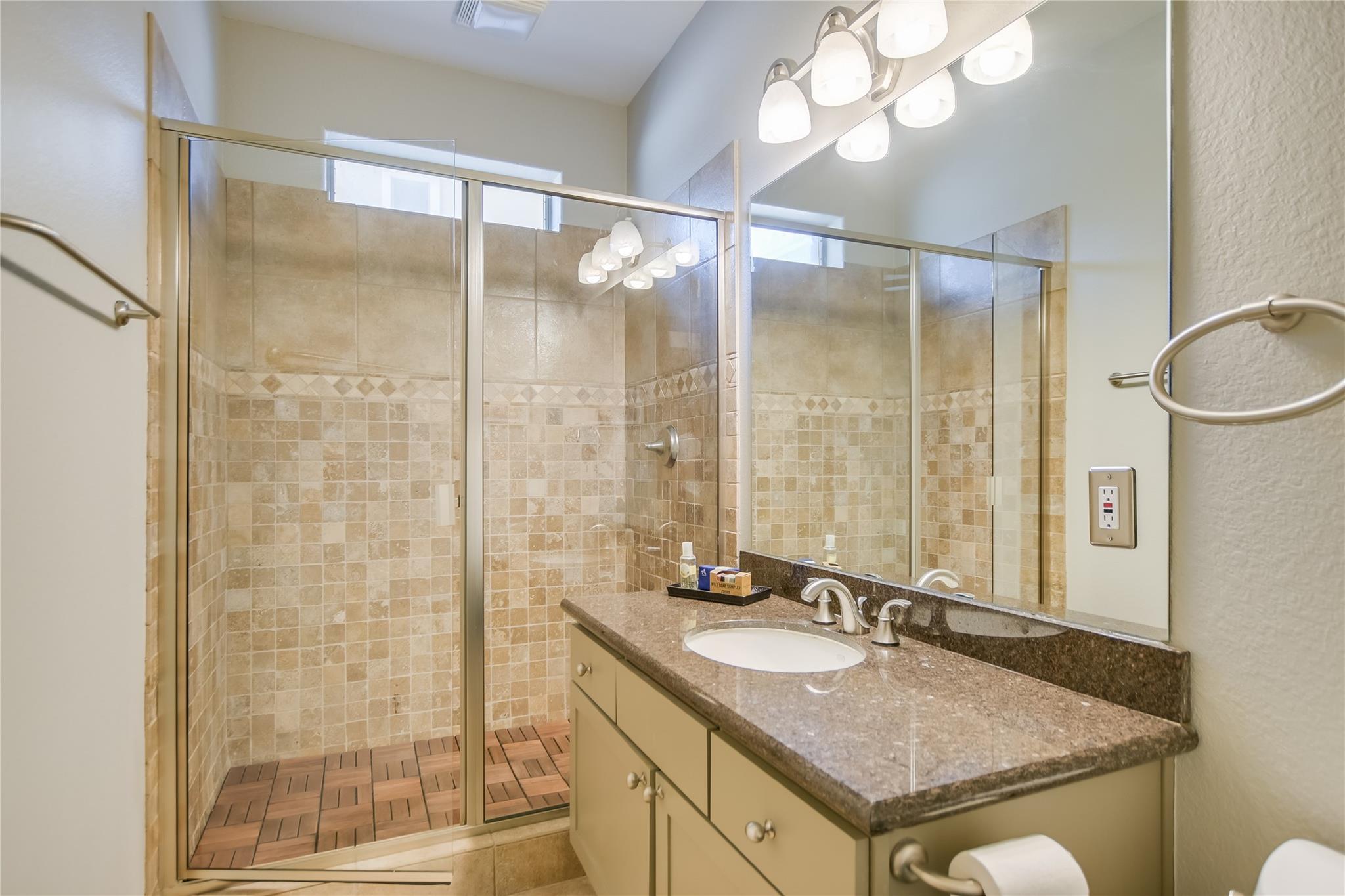 1115 Kinney Ave # 1, Austin, TX 78704