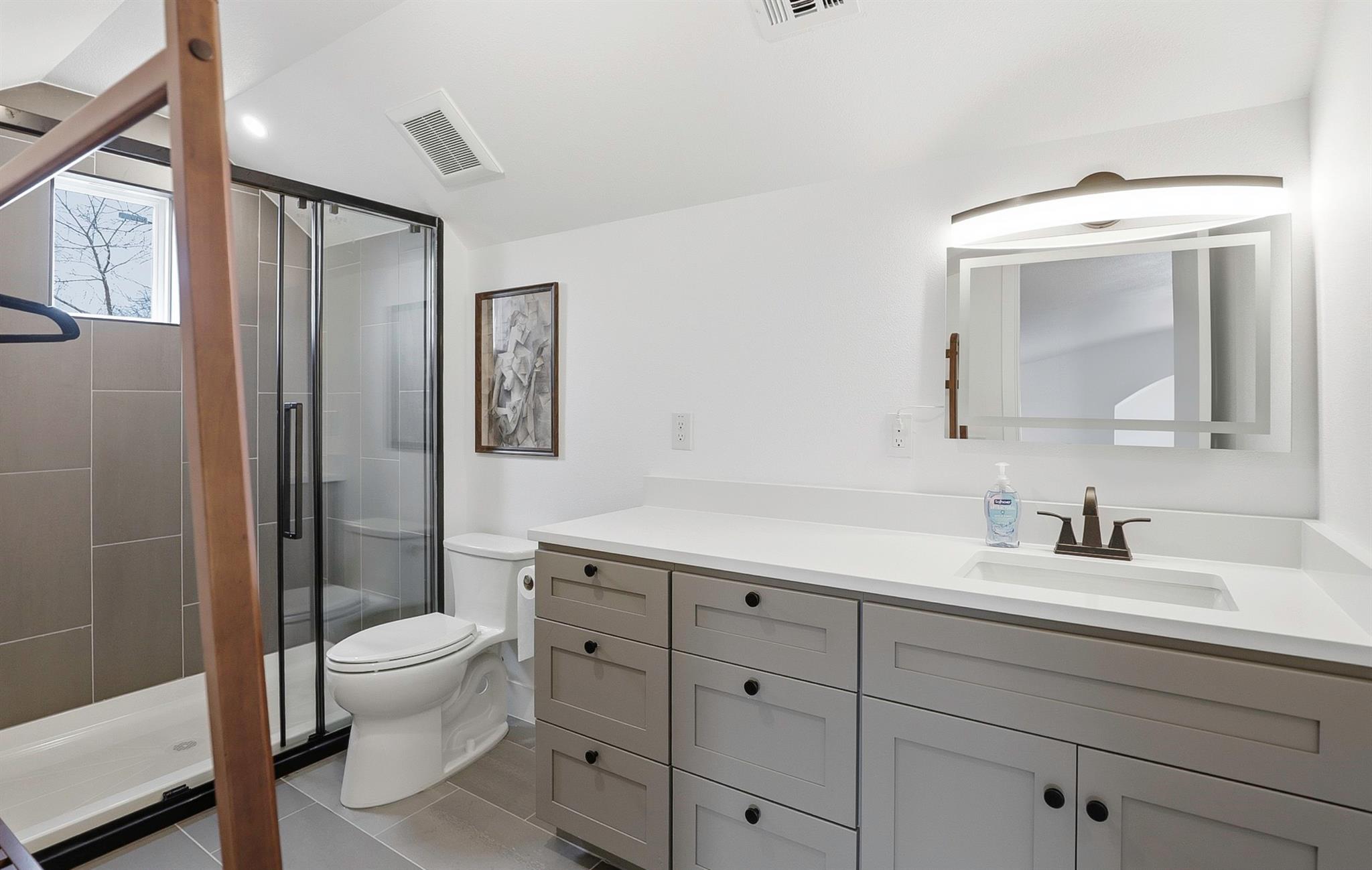 1208 W Oltorf St # A, Austin, TX 78704