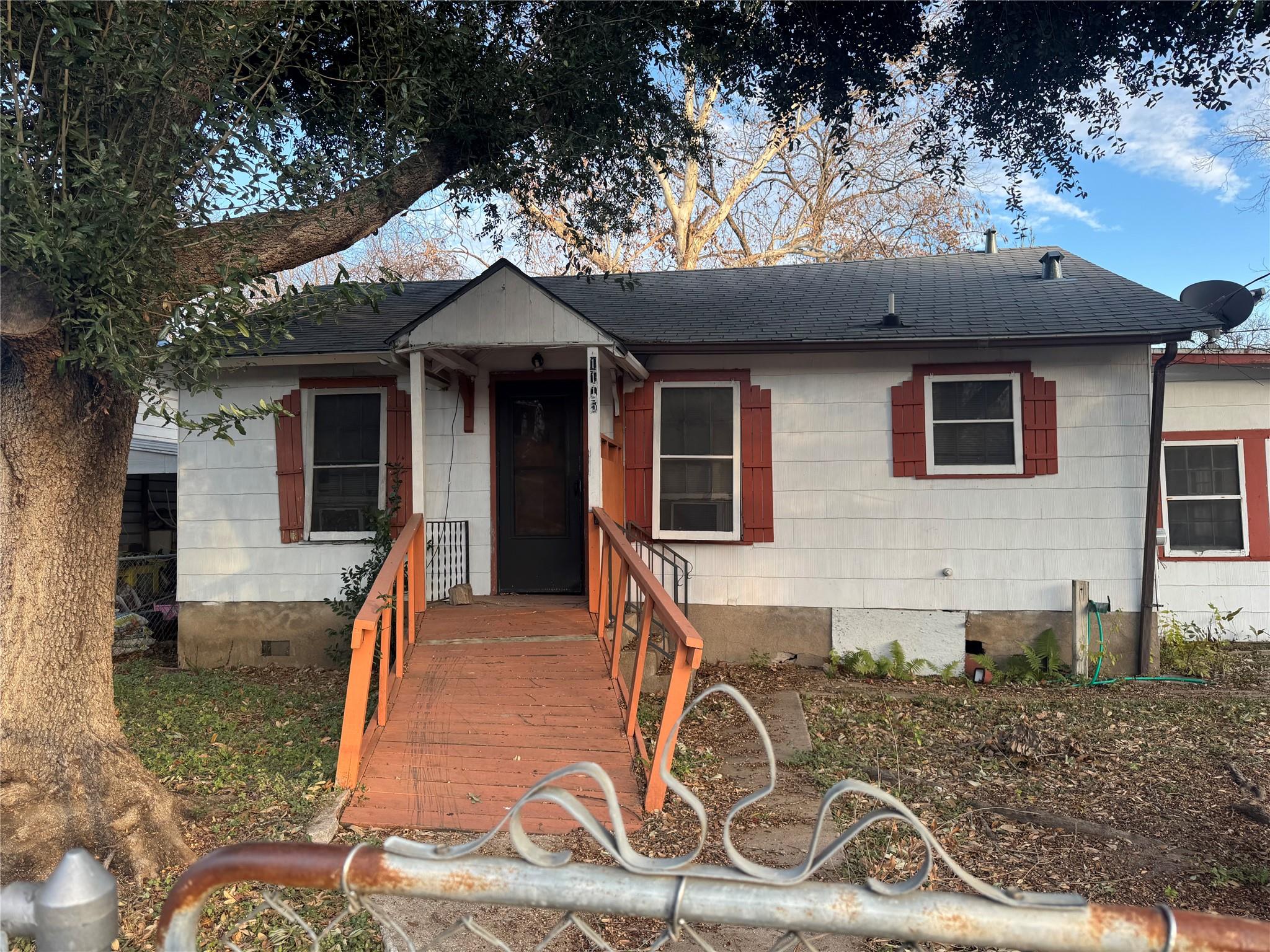 1115 Kirk Ave, Austin, TX 78702