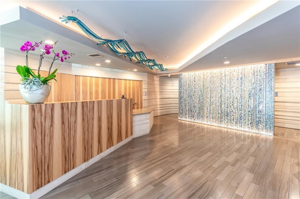 300 Bowie St # 3003, Austin, TX 78703