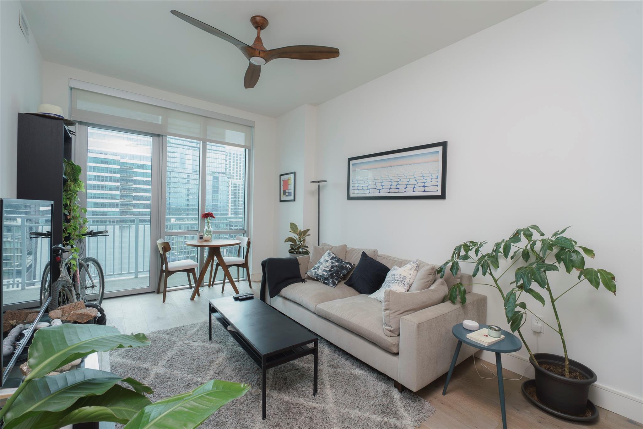 222 West Ave # 1709, Austin, TX 78701