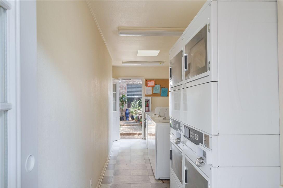 1240 Barton Hills Dr # 208, Austin, TX 78704