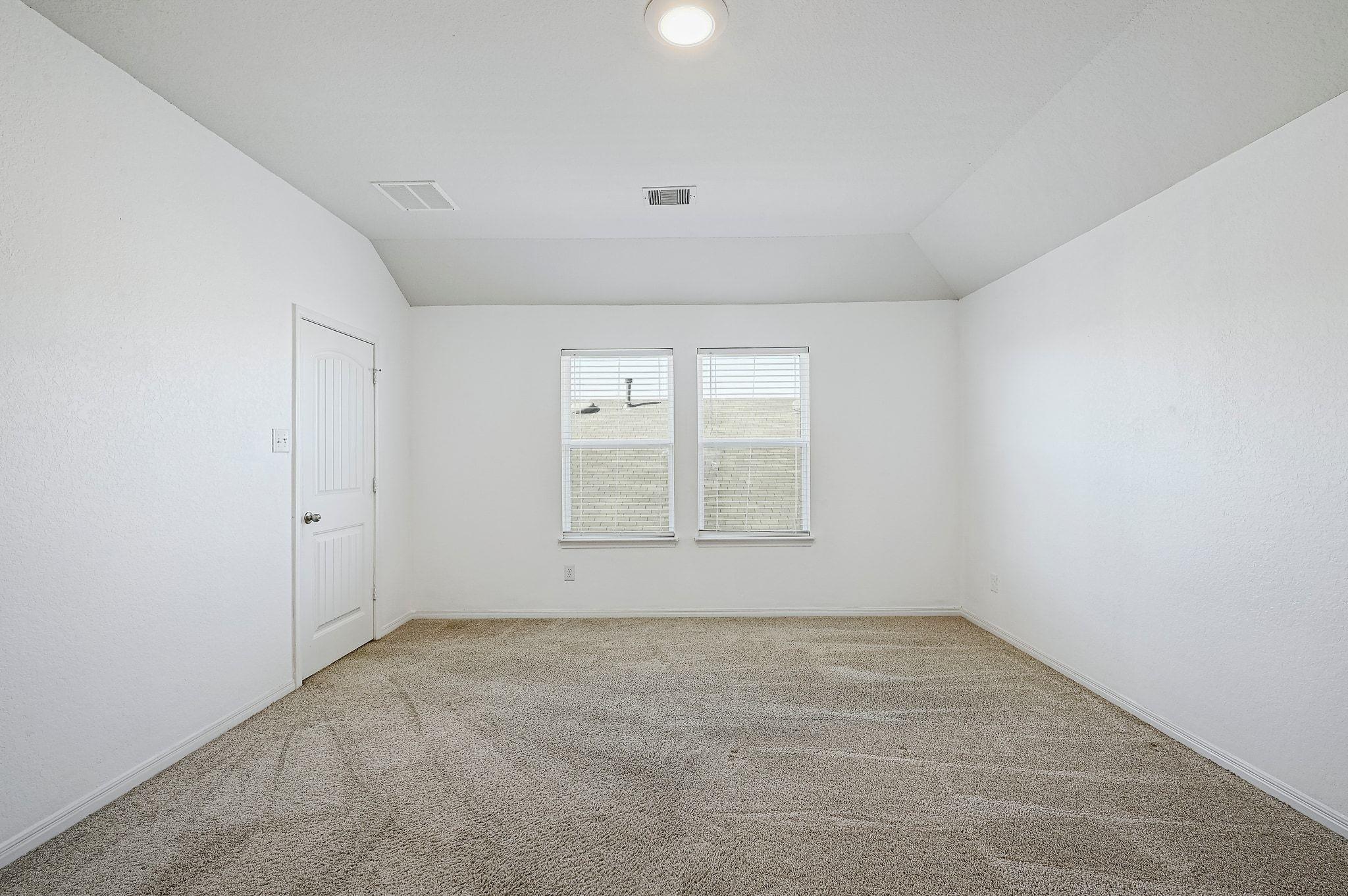 124 Greenbelt Reservoir Pass, Kyle, TX 78640