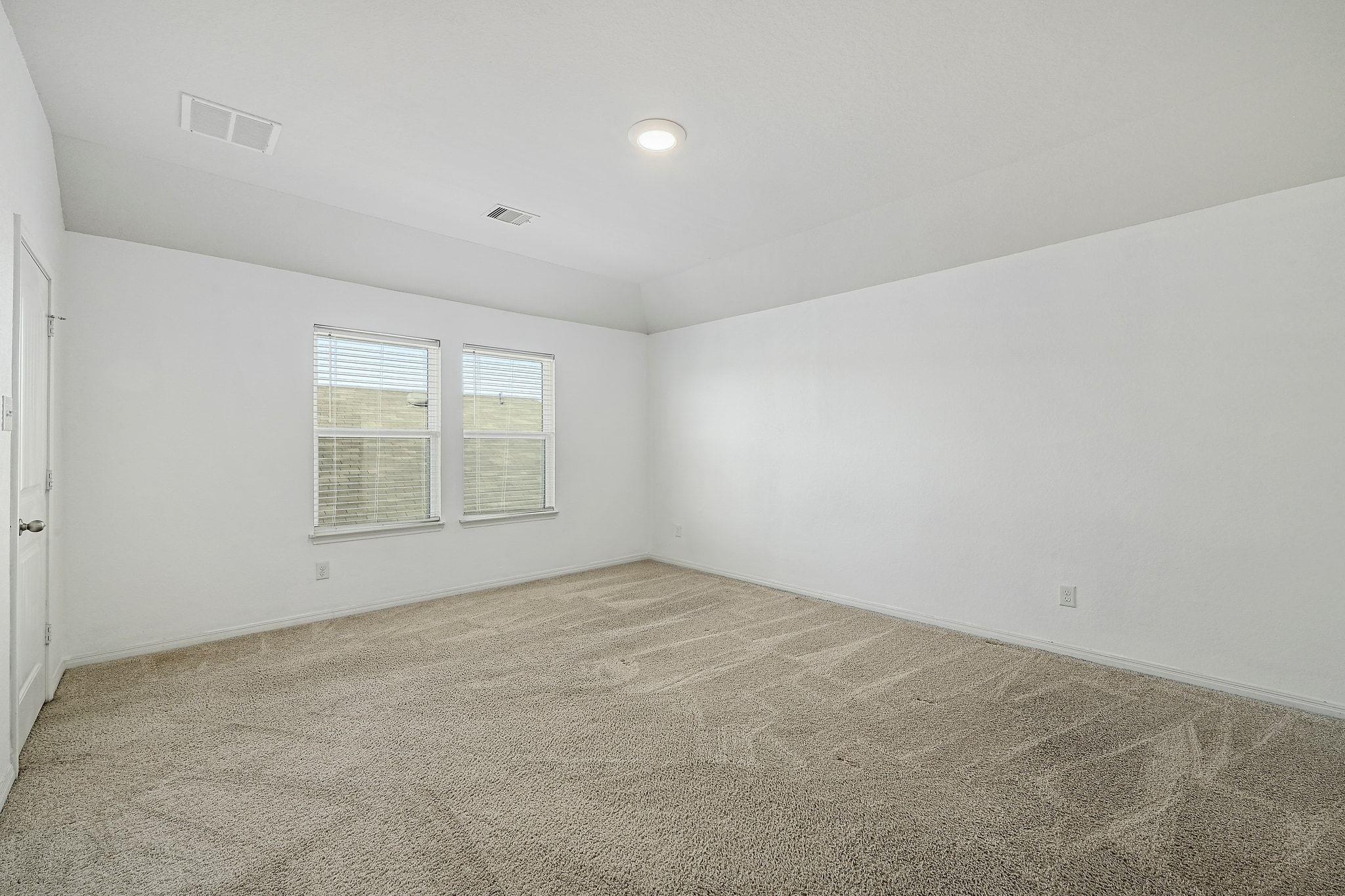 124 Greenbelt Reservoir Pass, Kyle, TX 78640