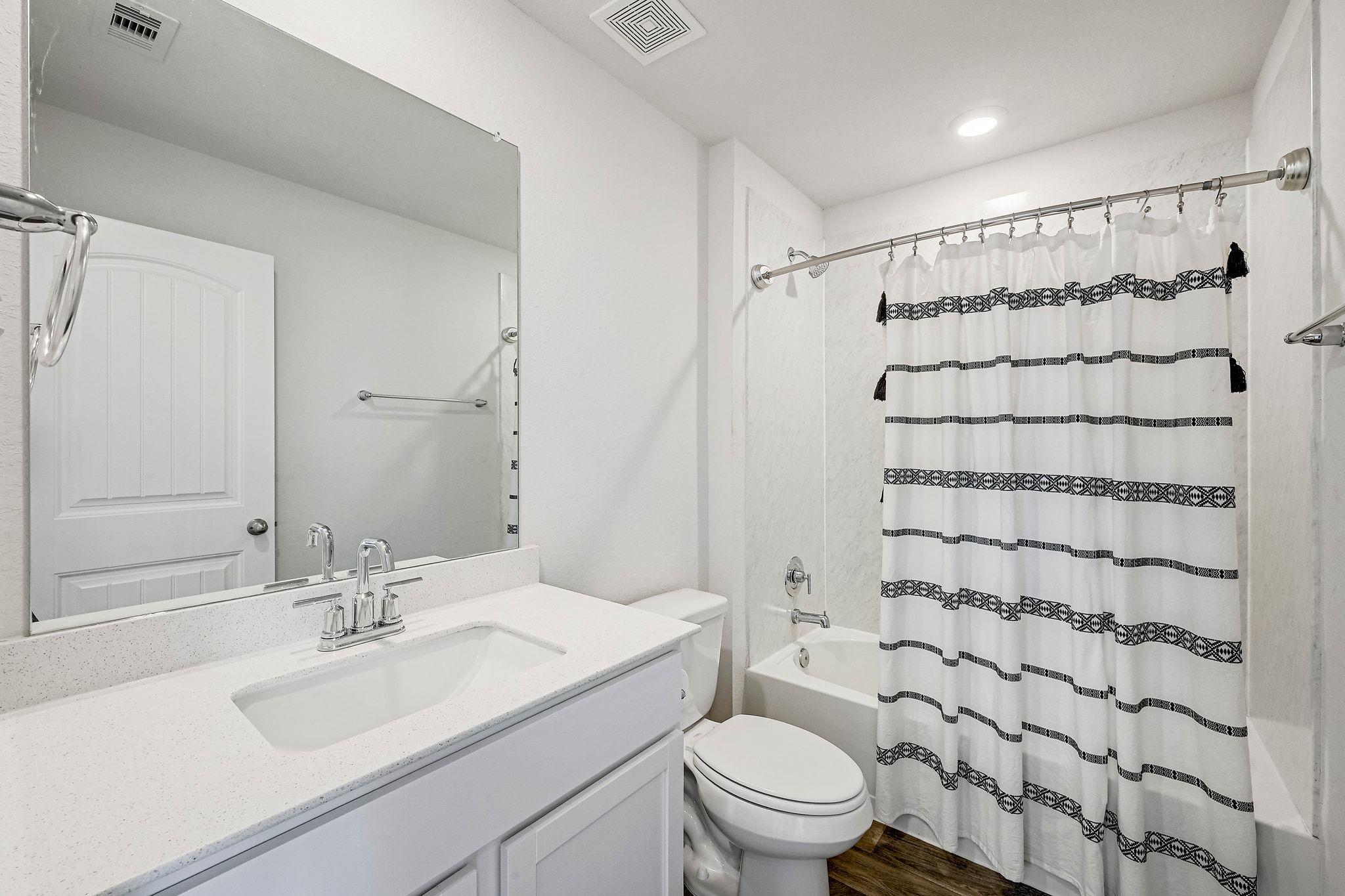 124 Greenbelt Reservoir Pass, Kyle, TX 78640