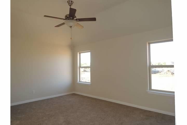 3709 Mineral Dr, Leander, TX 78641