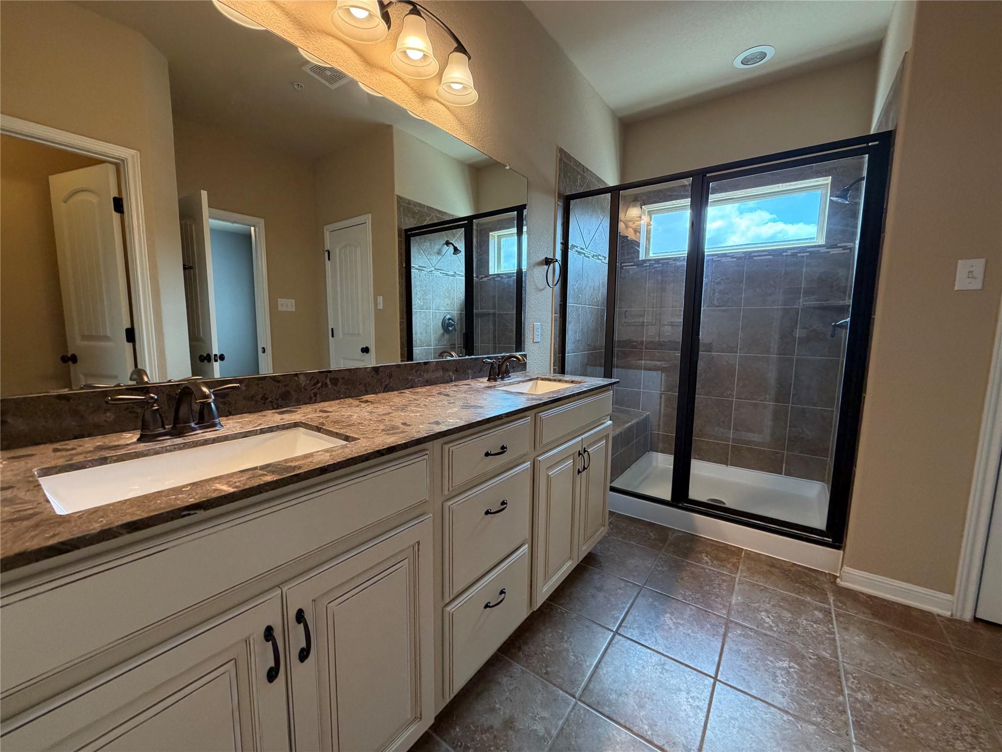 7220 Wyoming Springs Dr # 1302, Round Rock, TX 78681