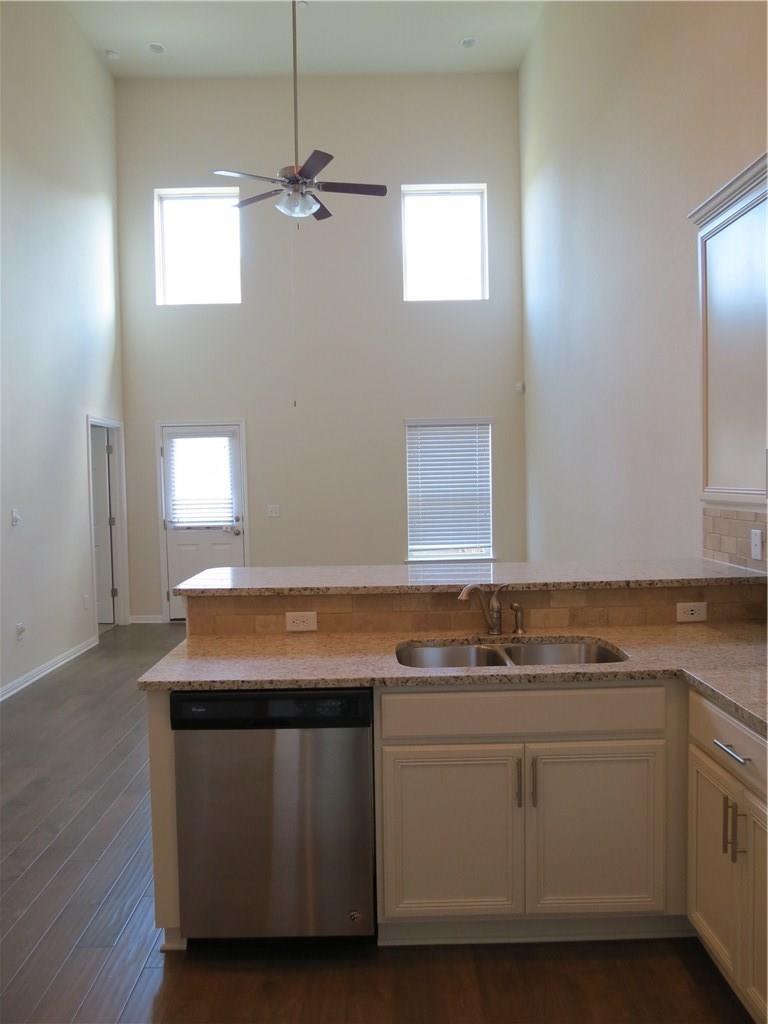 2304 S Lakeline Blvd # 432, Cedar Park, TX 78613