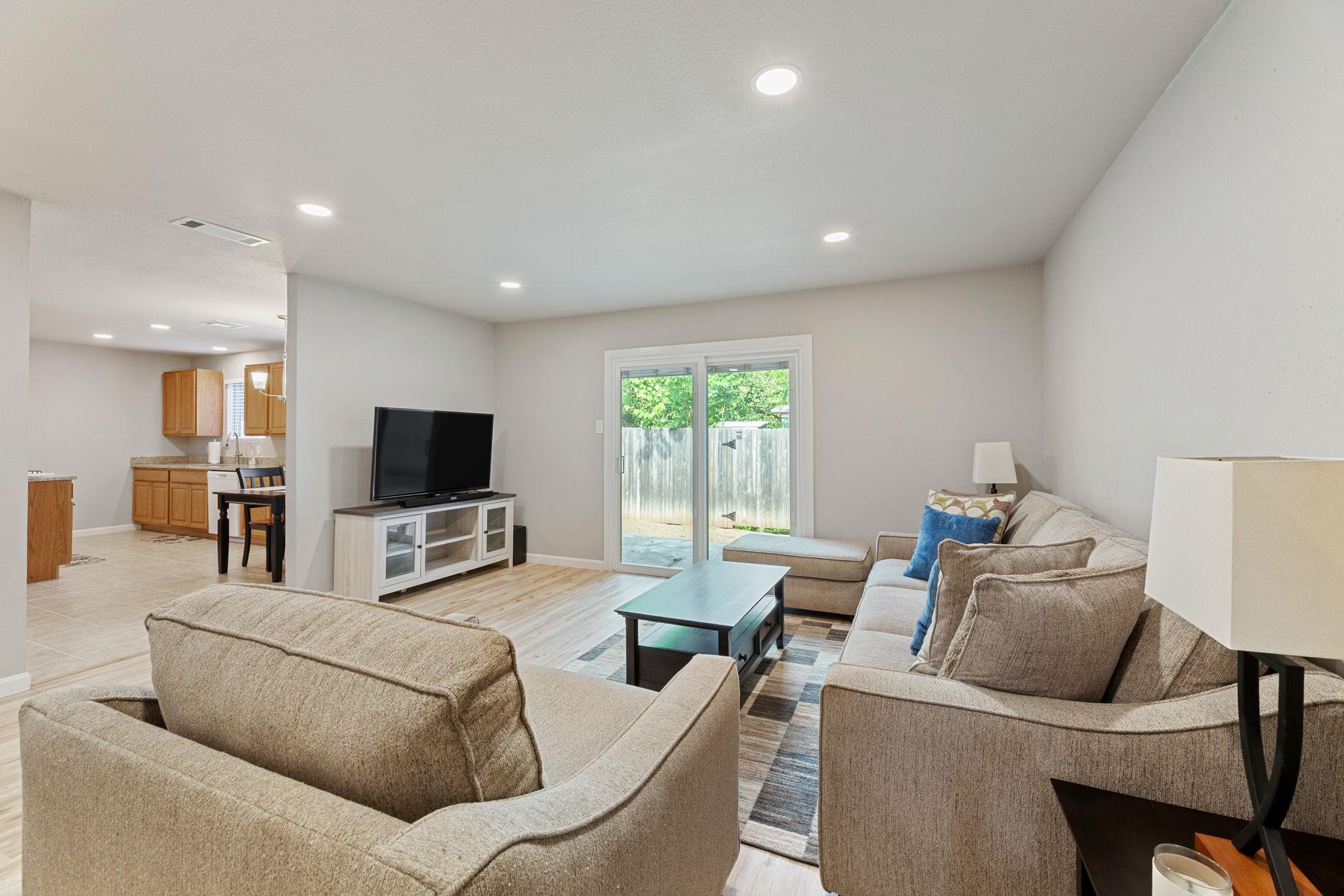 2106 Ponciana Loop, Austin, TX 78744