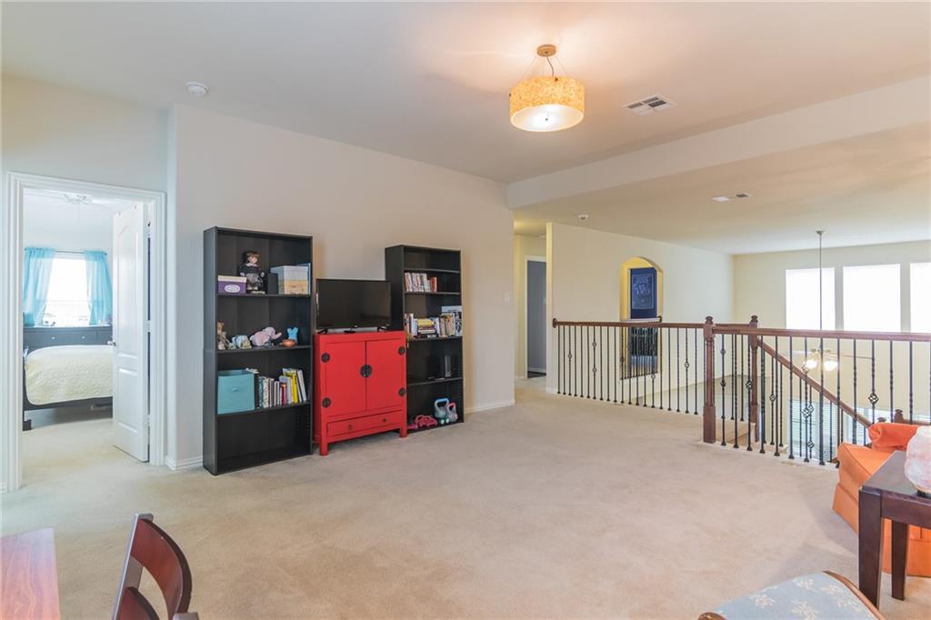 252 Pond View Pass, Buda, TX 78610