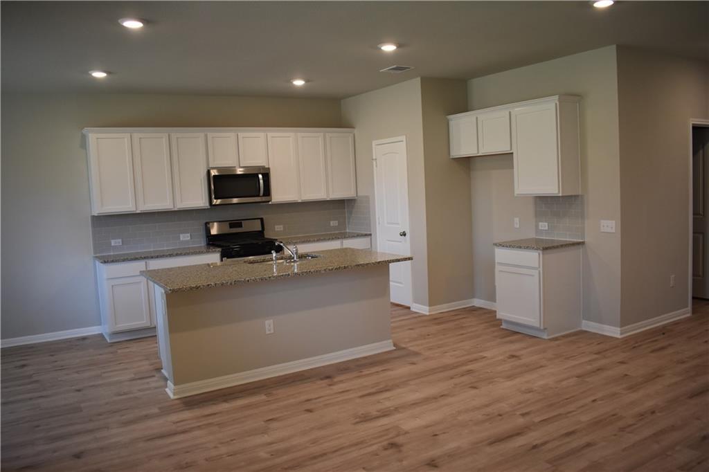 145 Arrowhead Vine St, Leander, TX 78641