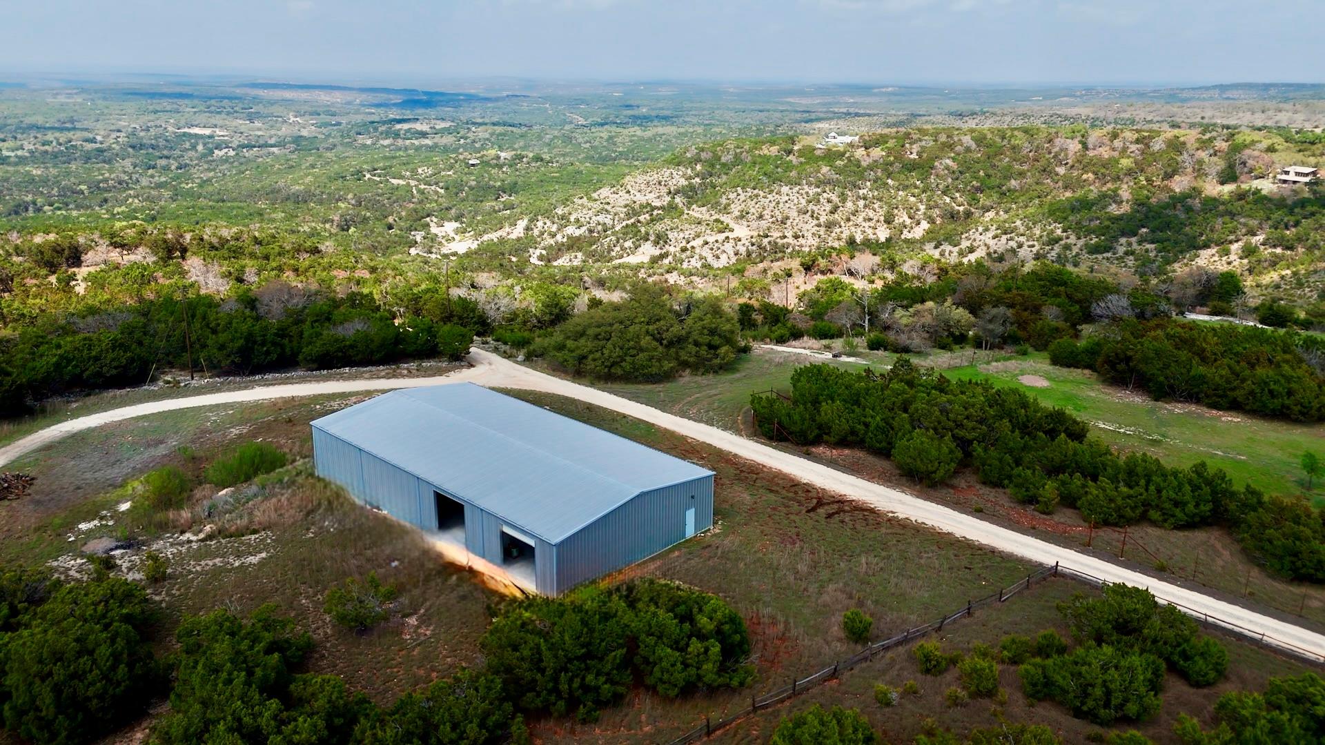 281 Kloster Ln, Blanco, TX 78606