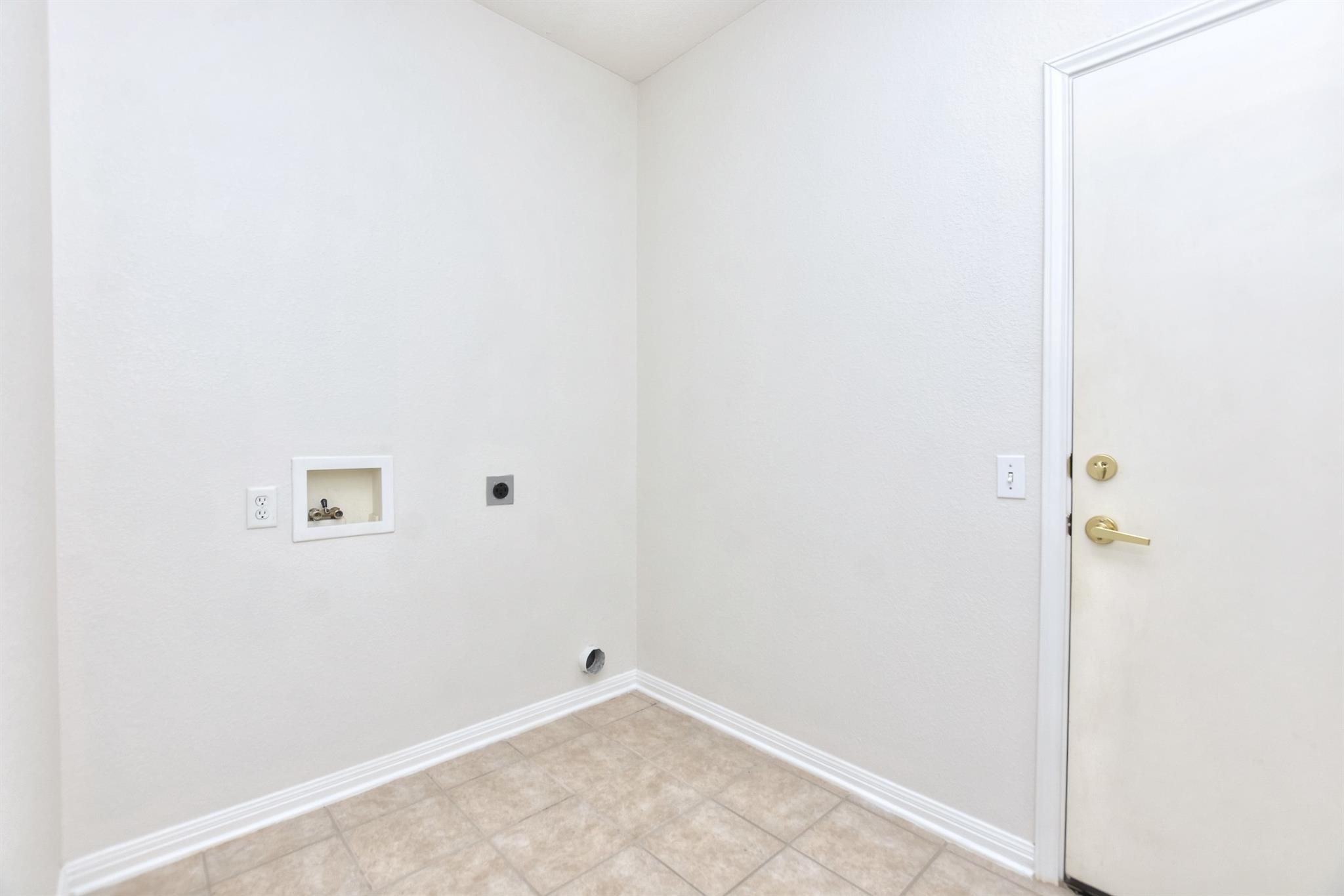 508 Texas Dr, Georgetown, TX 78633