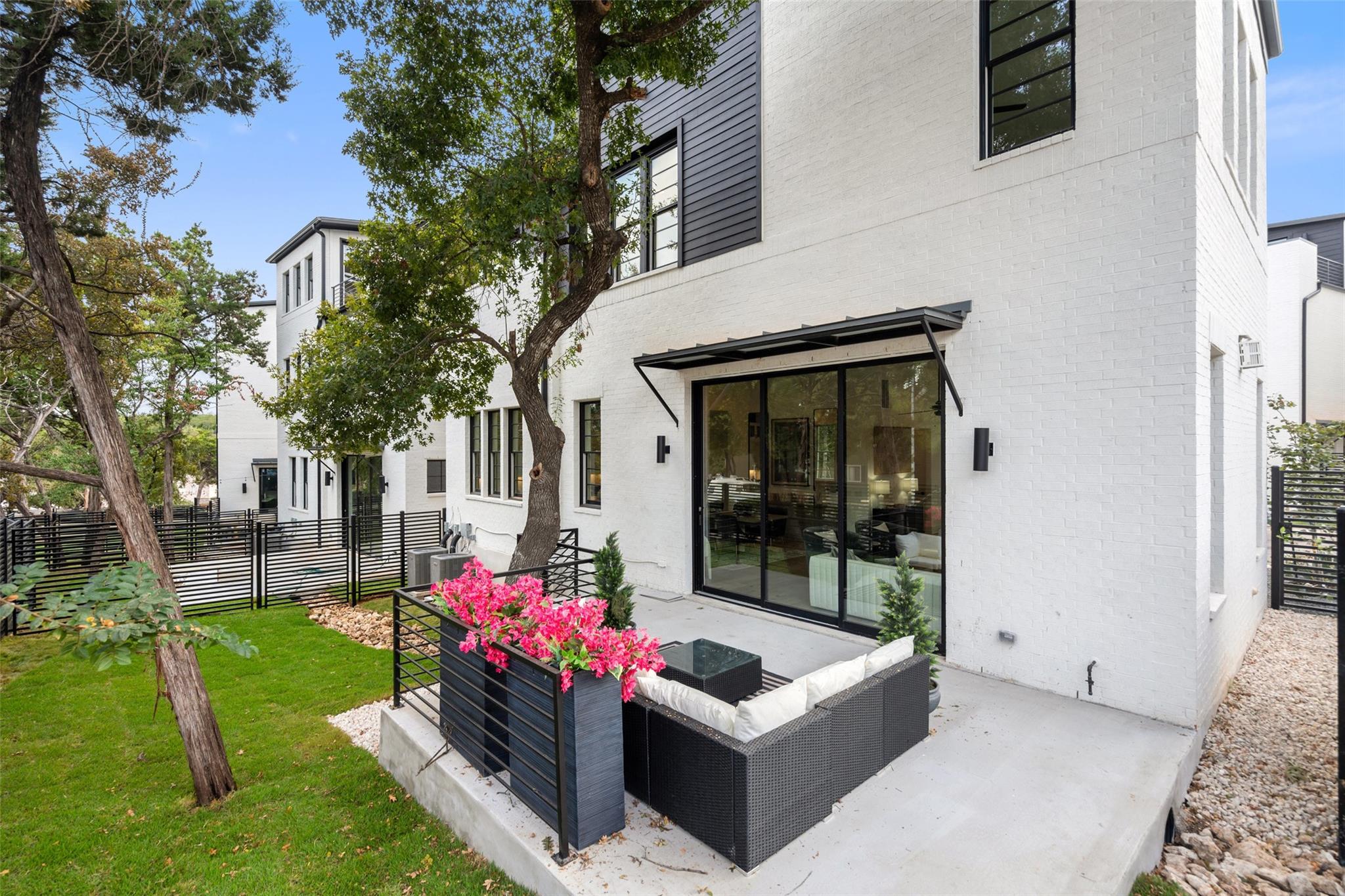 1719 Spyglass Dr # 1, Austin, TX 78746