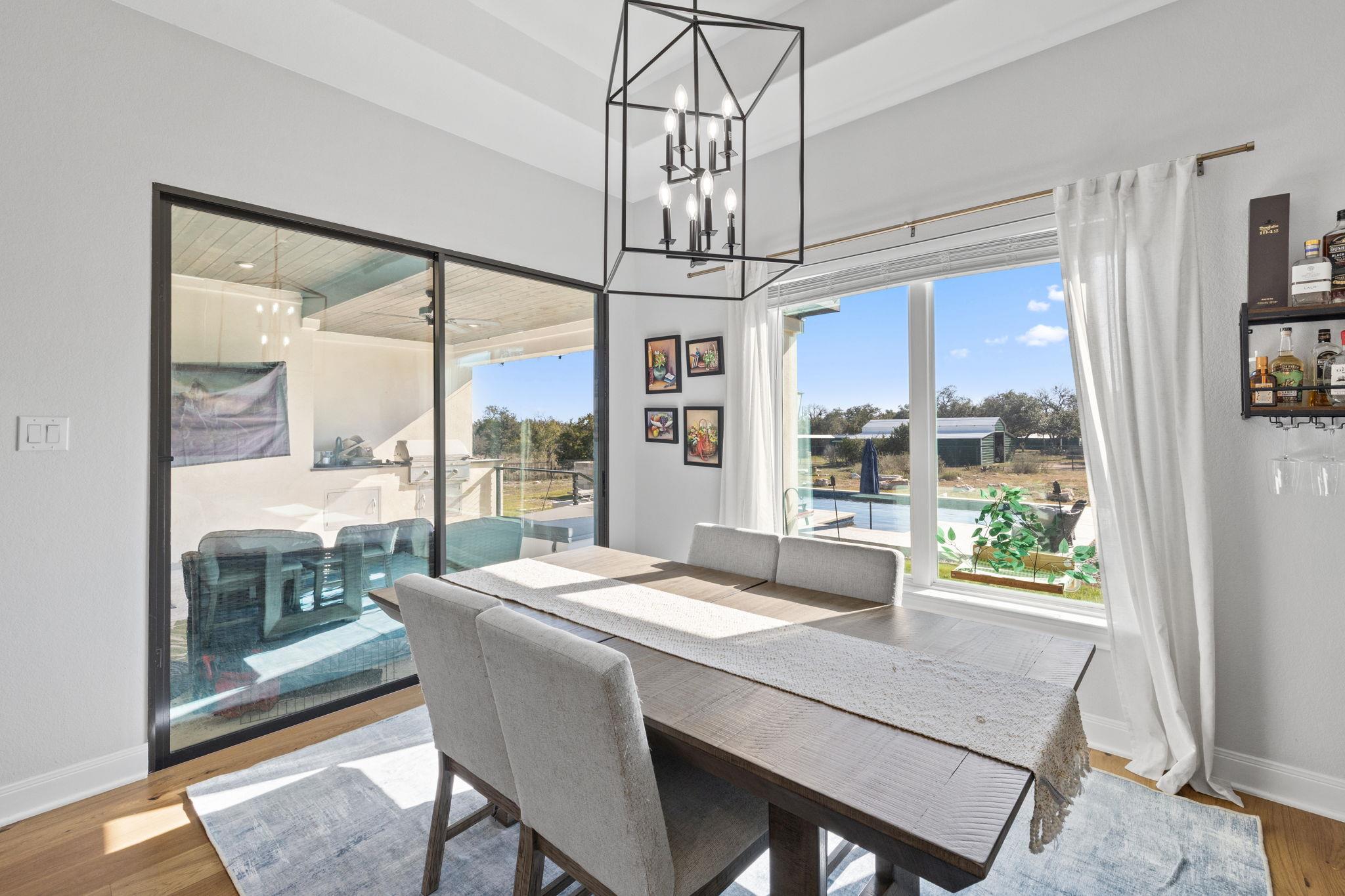 225 Spicewood Trails Dr, Spicewood, TX 78669