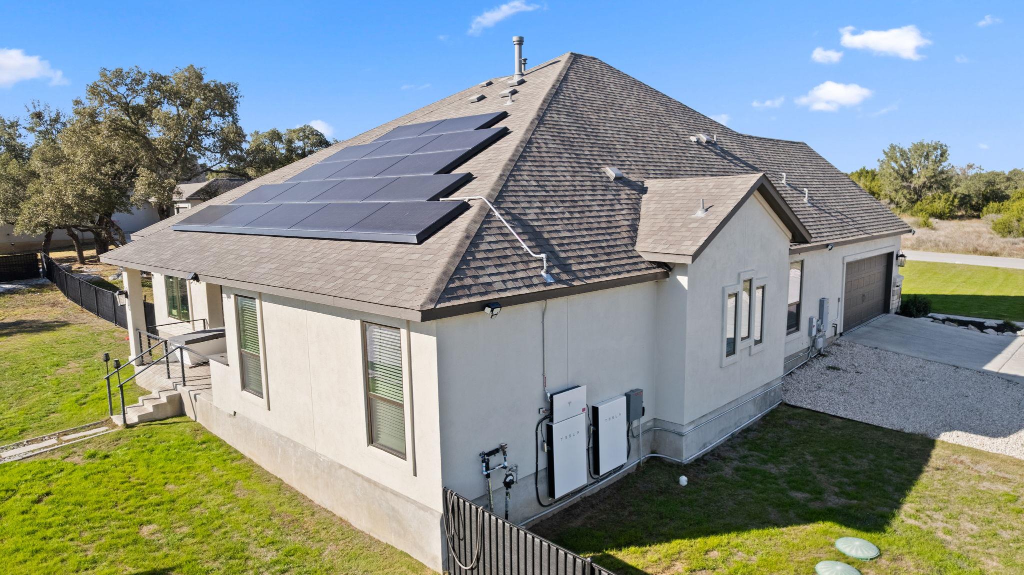 225 Spicewood Trails Dr, Spicewood, TX 78669