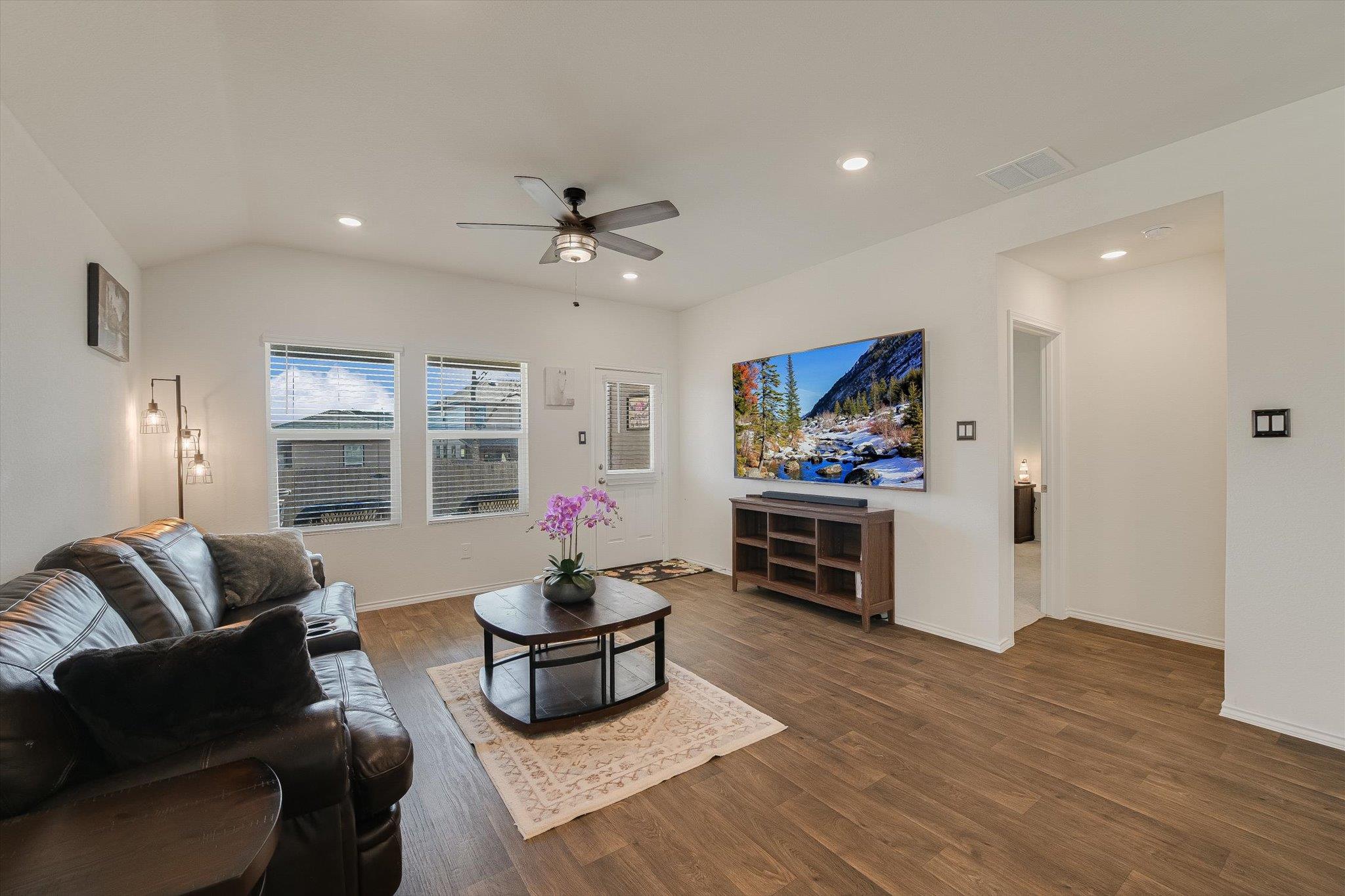 232 Euclid Ln, Kyle, TX 78640