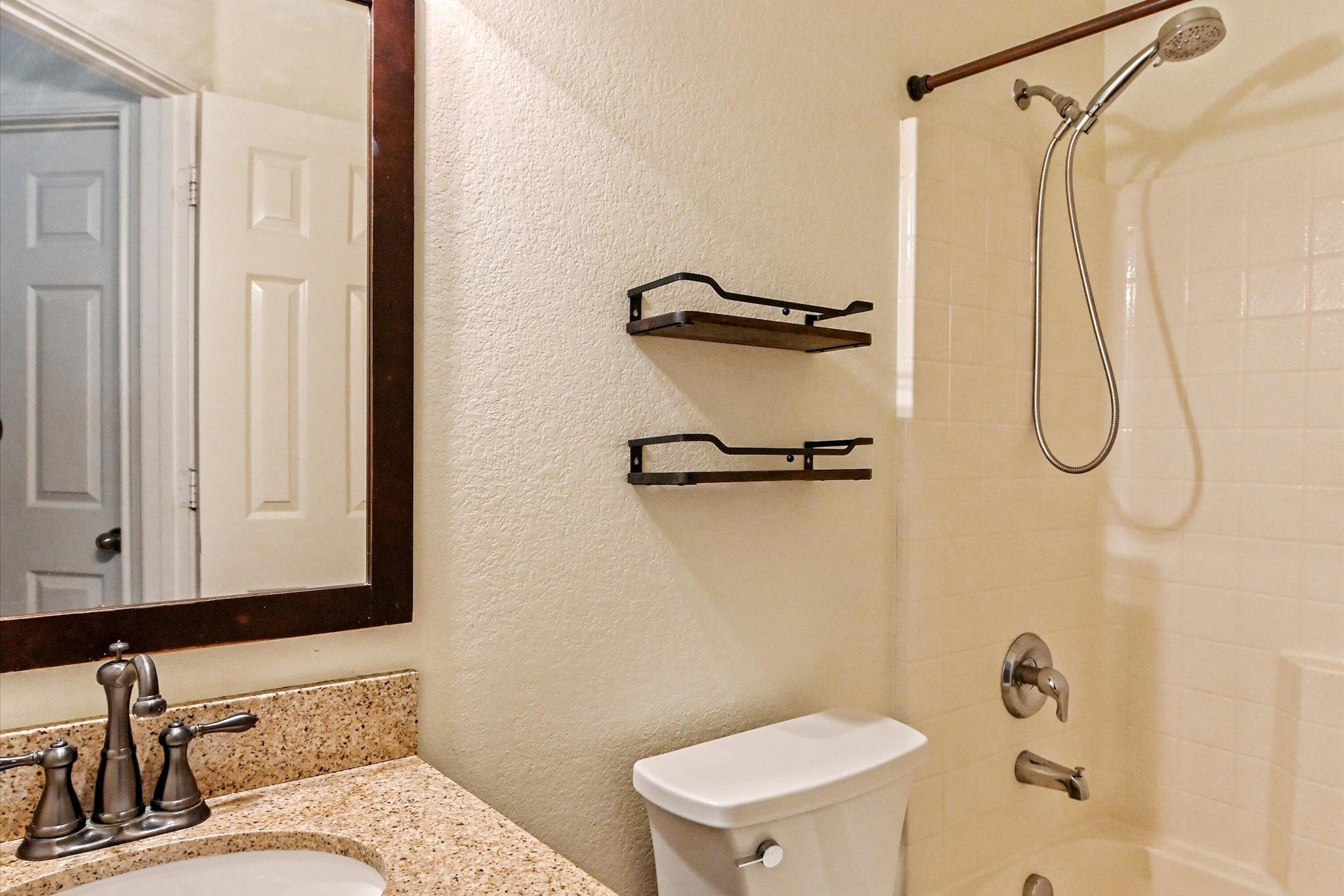 15802 Neenah Oak Loop, Austin, TX 78717