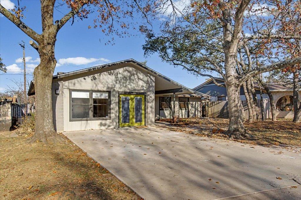 7000 Shadywood Dr, Austin, TX 78745