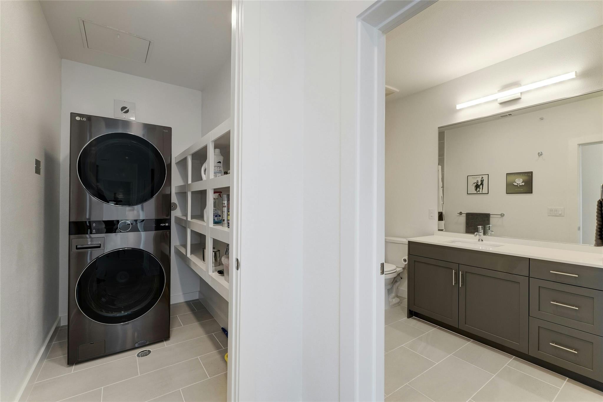 1600 S 1st St # 403, Austin, TX 78704