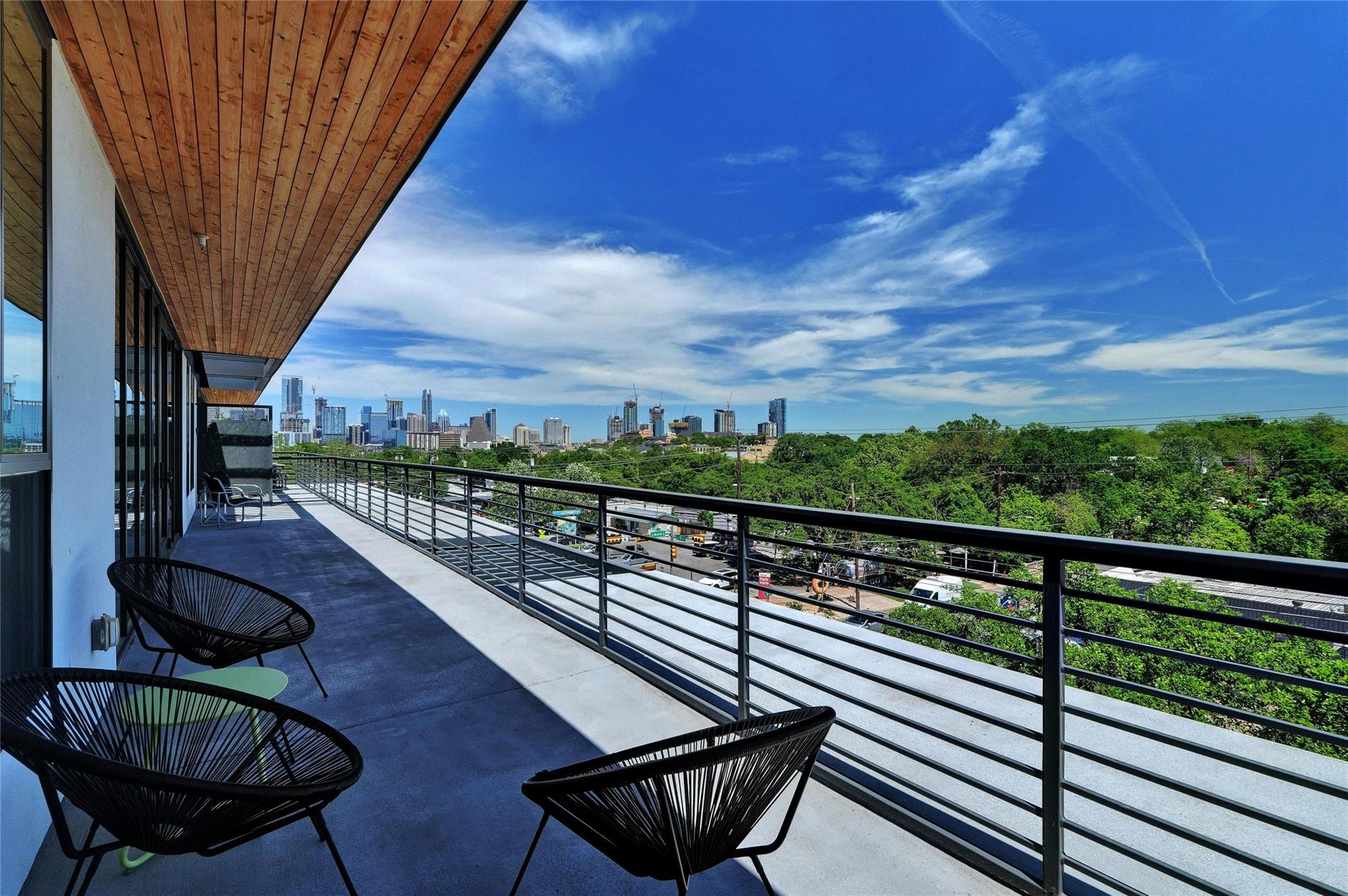 1600 S 1st St # 403, Austin, TX 78704