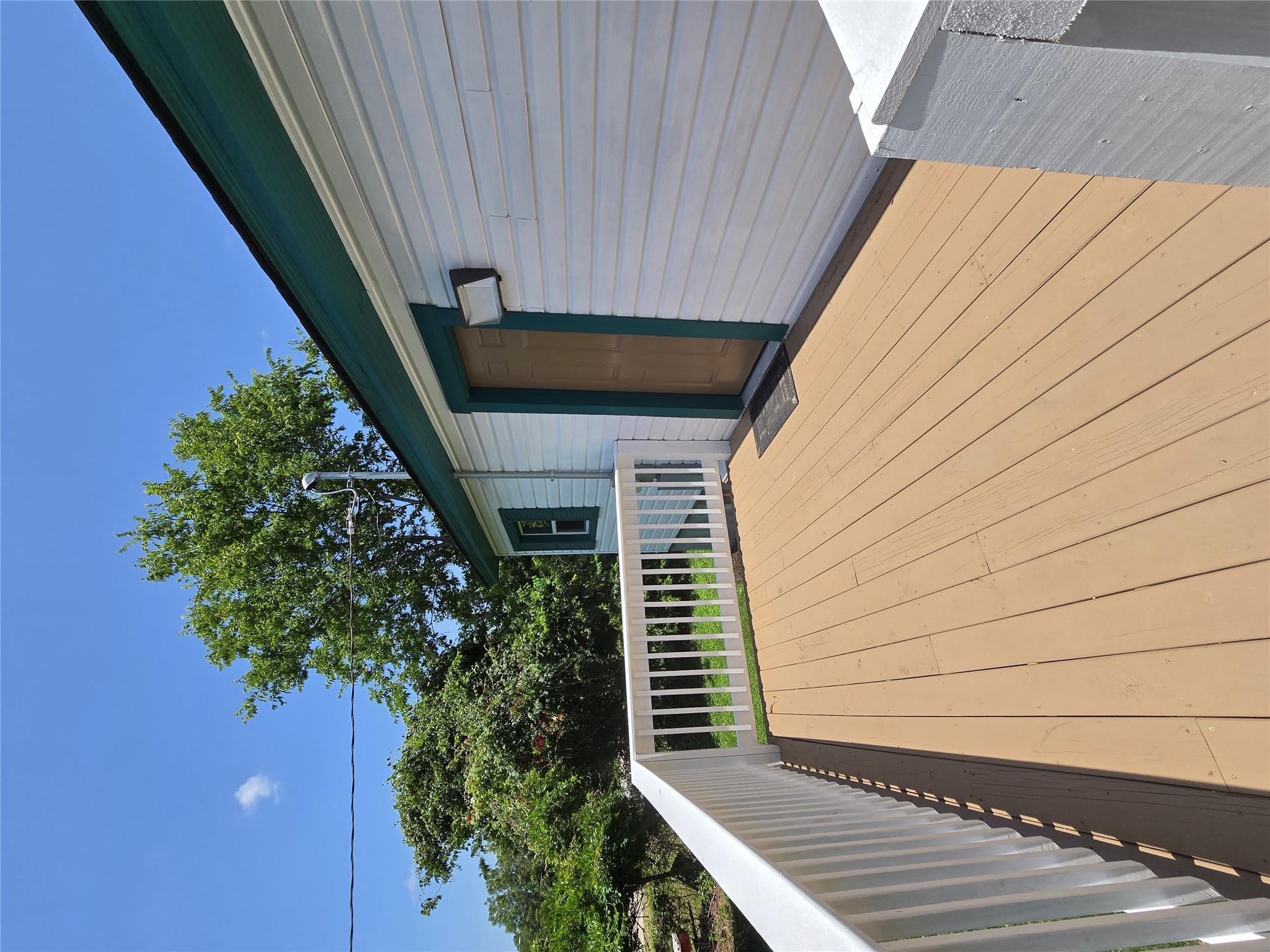 429 N Main St, Rockdale, TX 76567