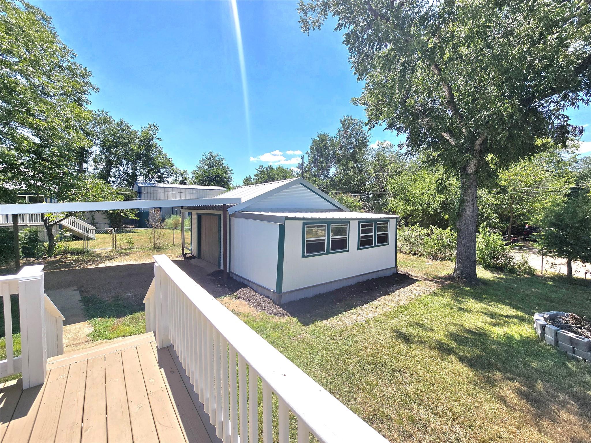 429 N Main St, Rockdale, TX 76567